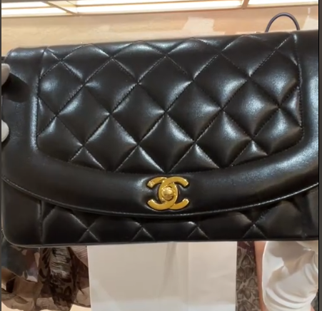 Chanel Medium Diana Flap Bag with GHW - Original Full Set