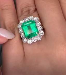 Colombian Minor Oil Emerald Ring in Pt900 / E4.48ct, D1.90ct JM2588 JJC0301