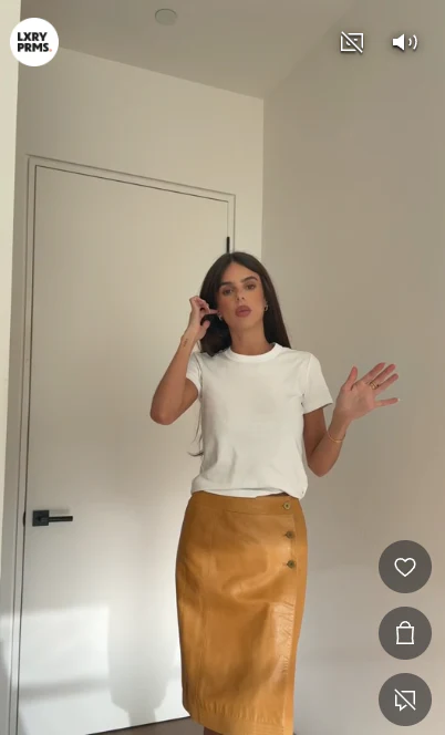 CN26040057 Chanel Gold Button W cn26040057