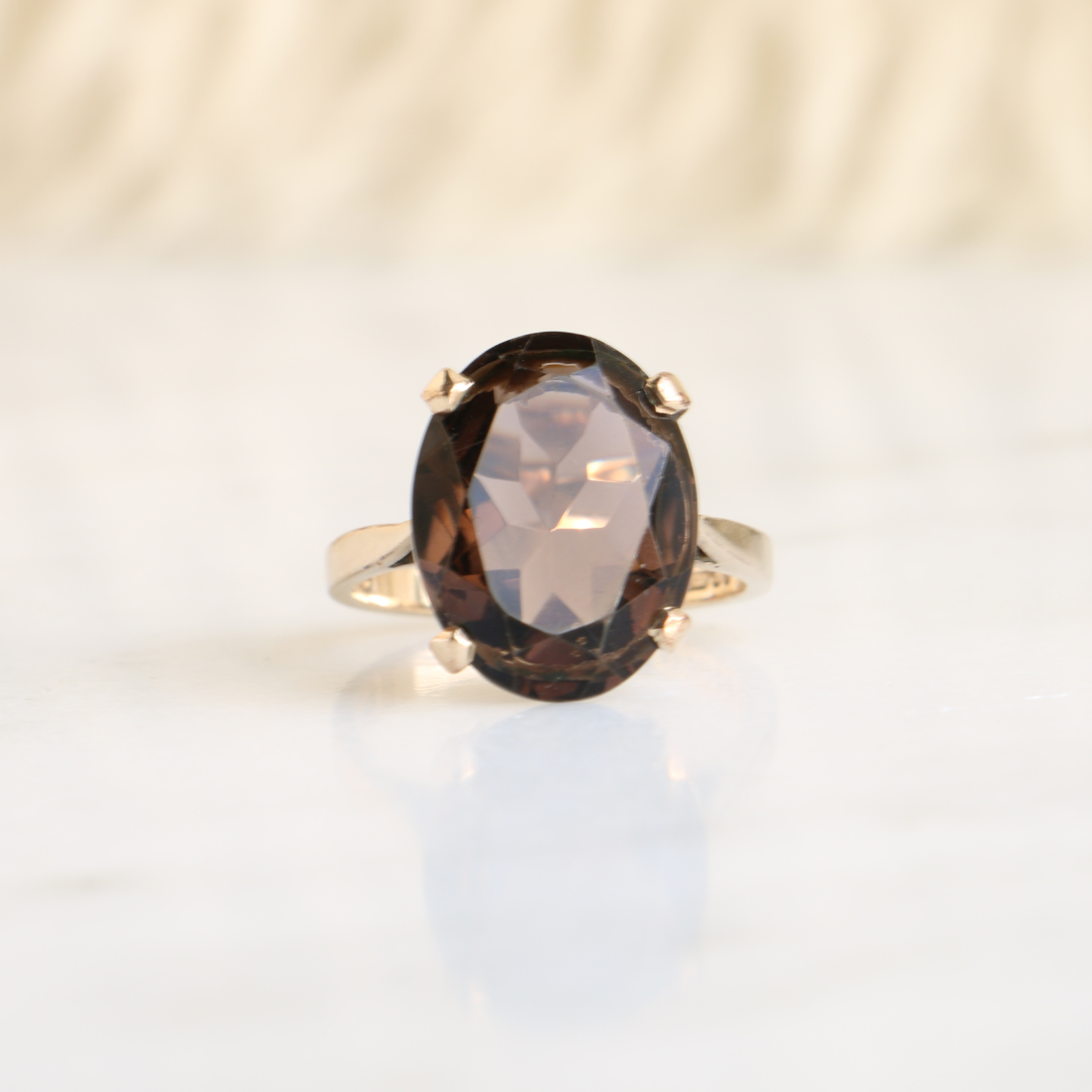 9ct Gold Smokey Quartz Oval Ring