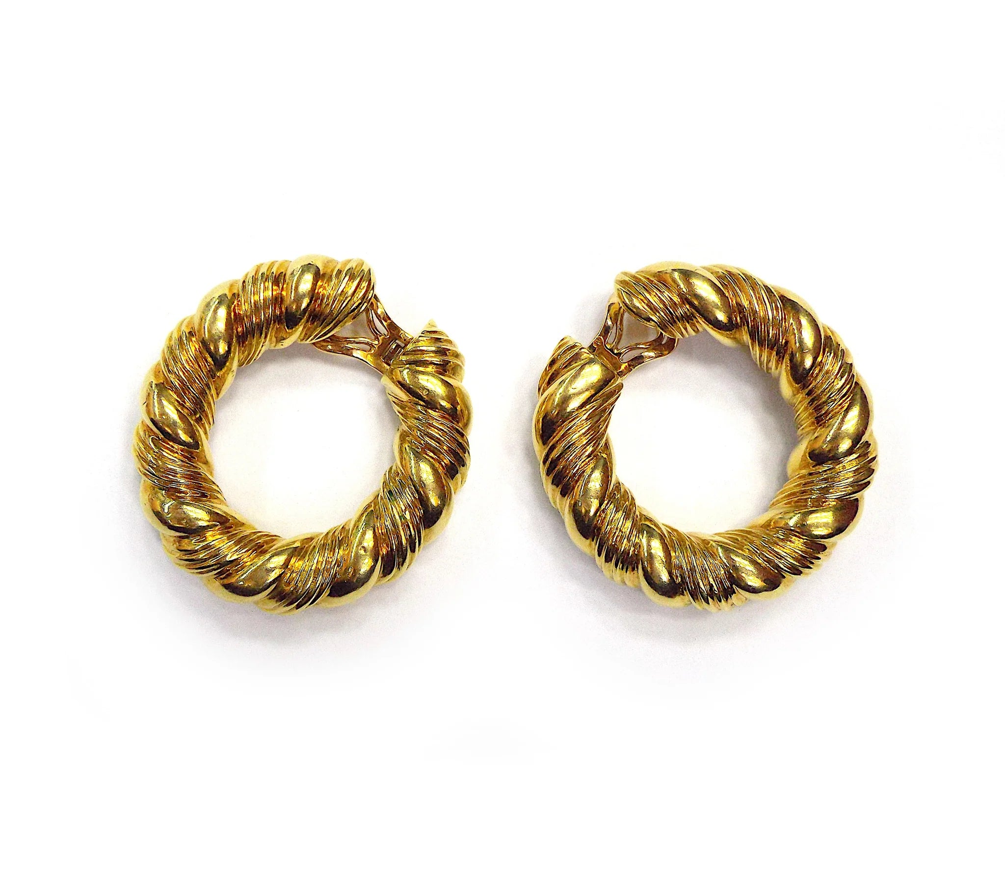 Van Cleef & Arpels 18K Yellow Gold Hoops Earclips ASC5496