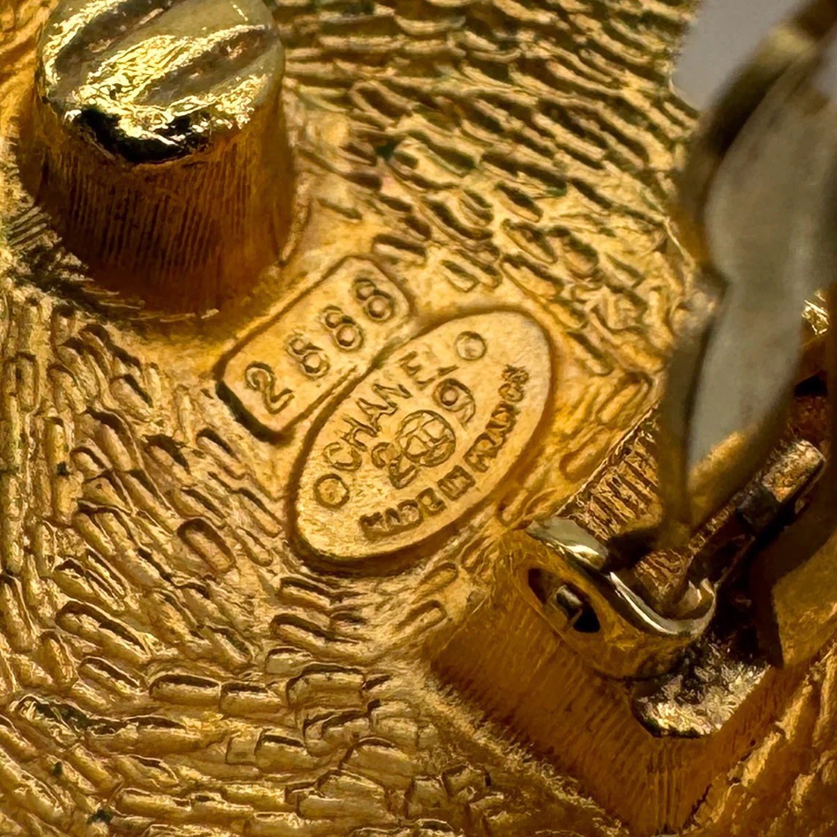 VINTAGE CHANEL EARRINGS COCOMARK GOLD ACCESSORY 29 90323183