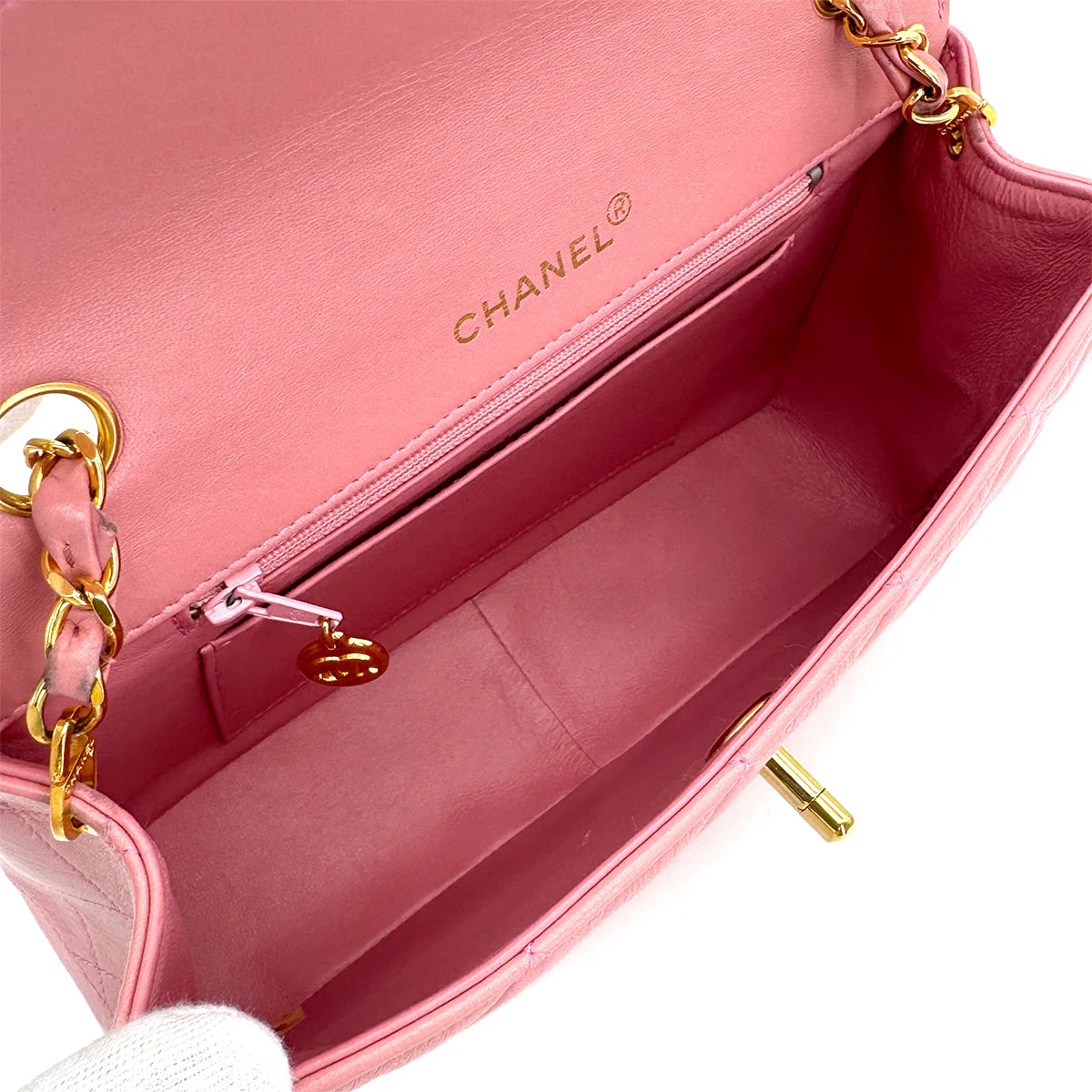 VINTAGE CHANEL MATELASSE CHAIN SHOULDER BAG PINK LAMB SKIN GOLD HARDWARE 90323093