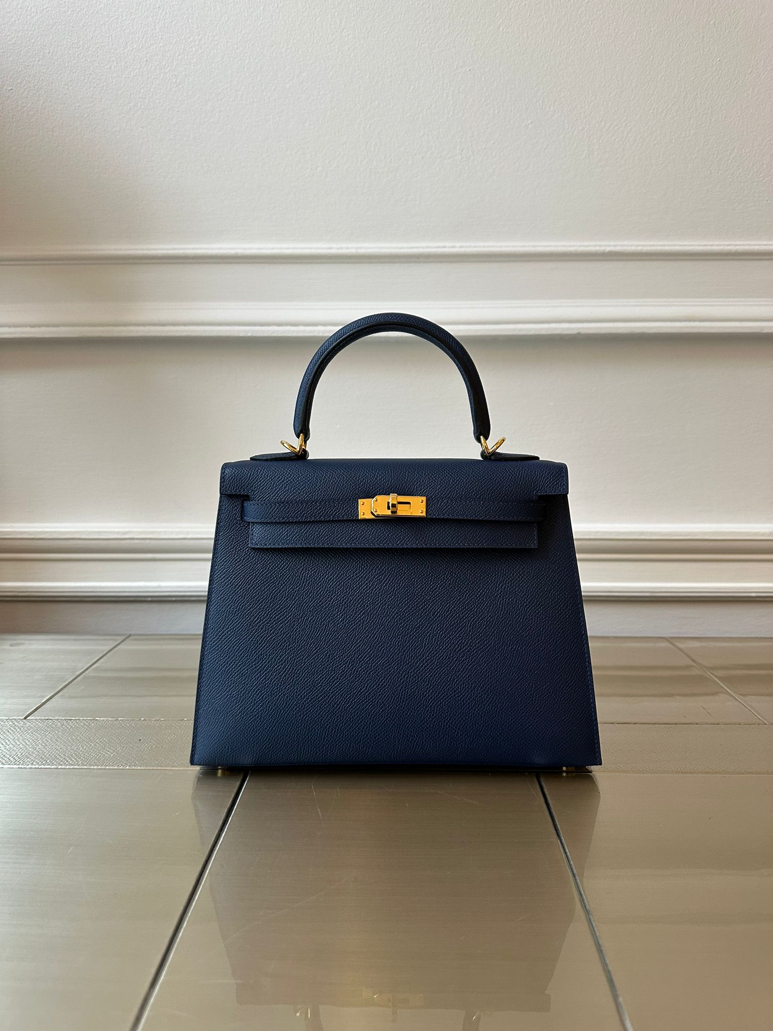 HERMÈS KELLY 25CM BLUE NAVY Epsom Leather with Gold Hardware