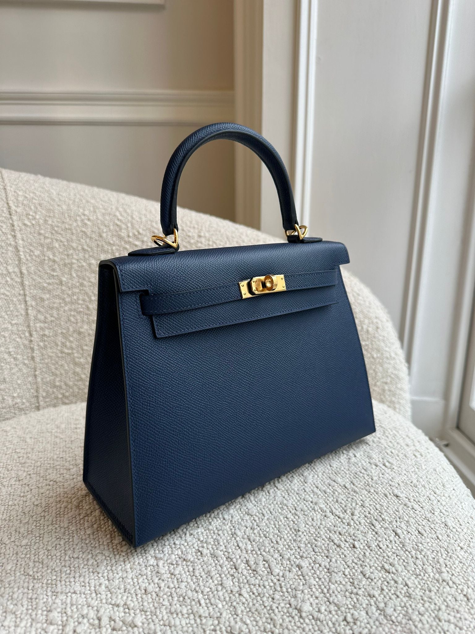 HERMÈS KELLY 25CM BLUE NAVY Epsom Leather with Gold Hardware