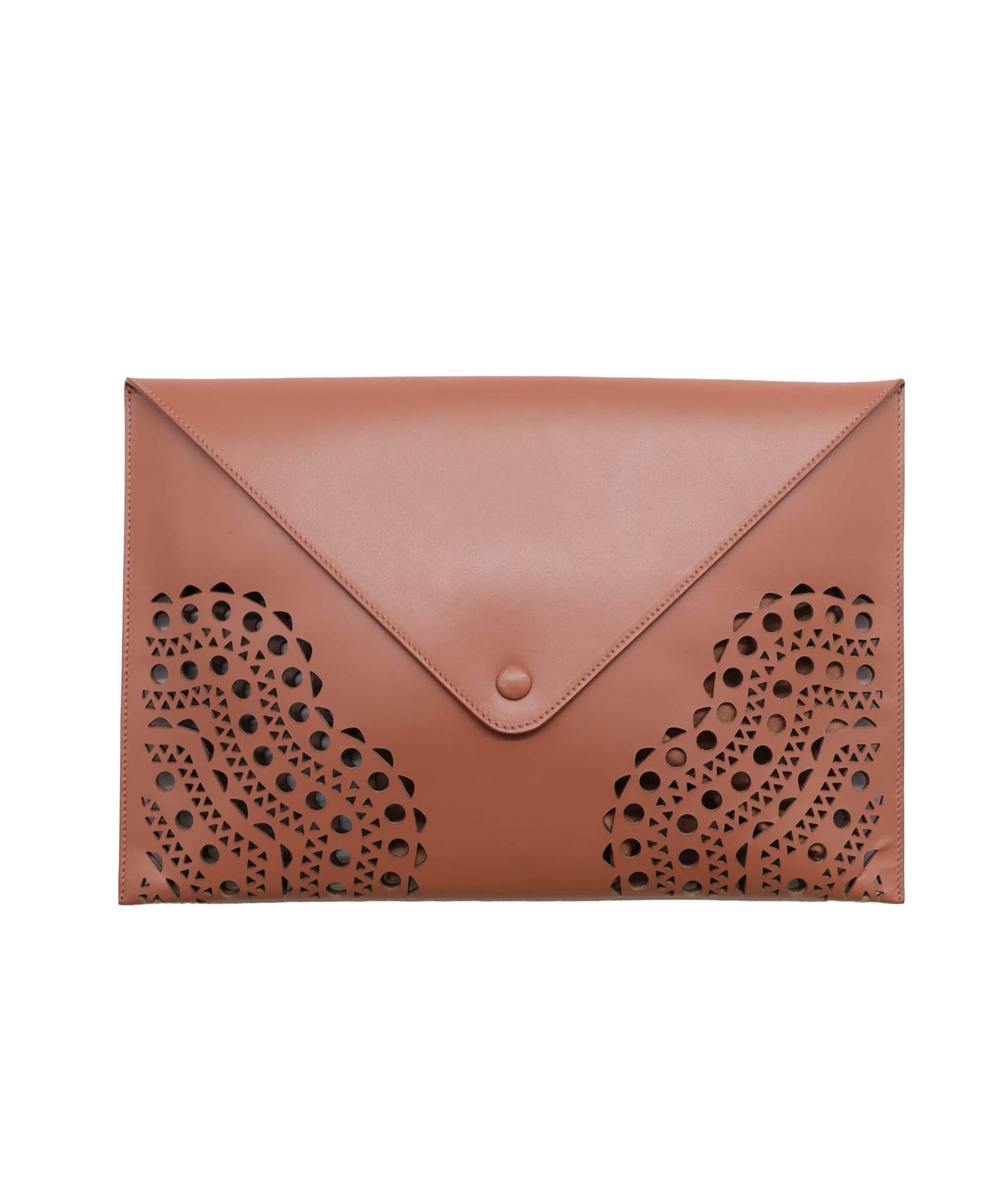 Alaïa Alaïa Clutch Bag WB7070 Pink DXBS2324