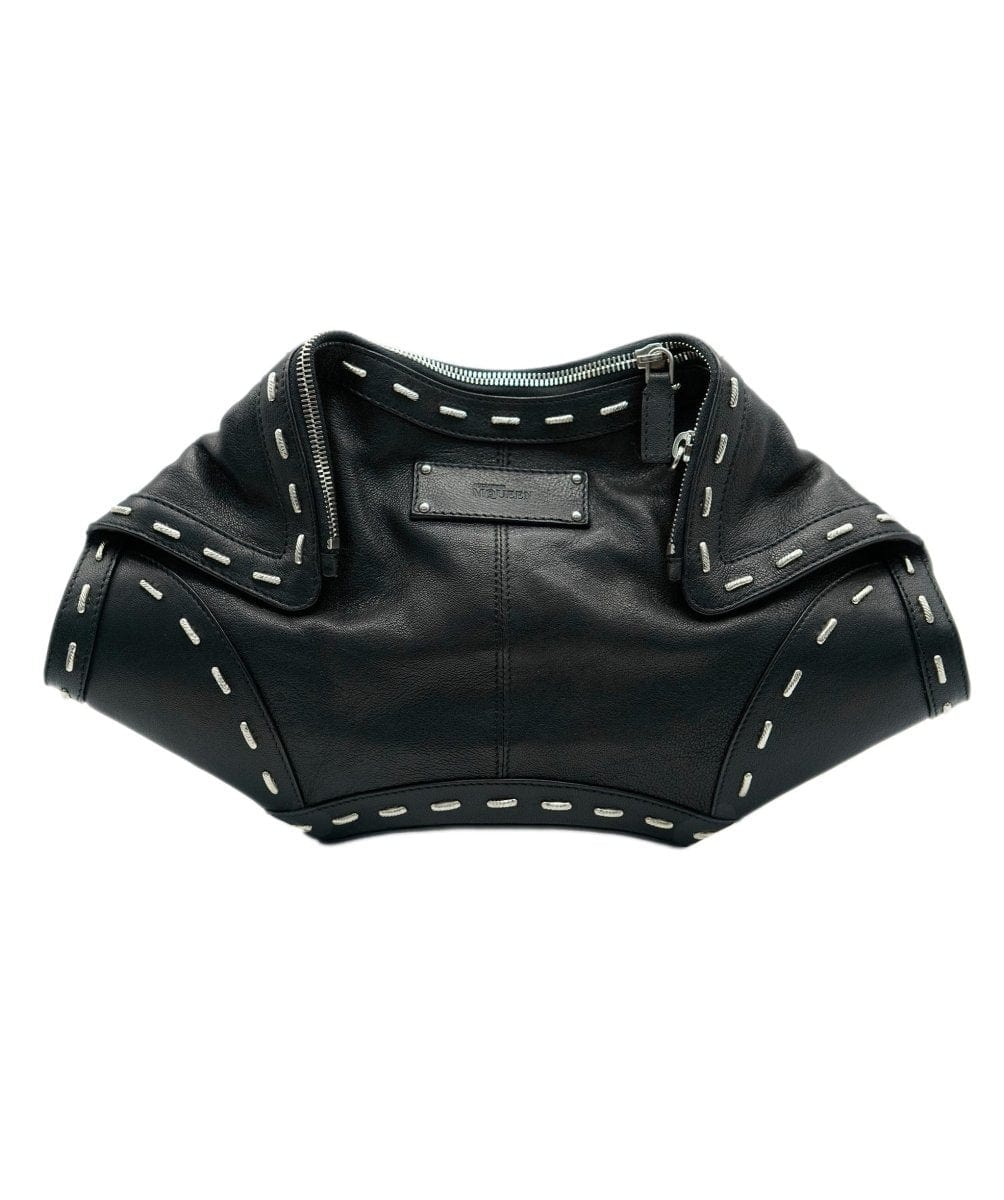 ALEXANDER MCQUEEN BLACK LEATHER SHW CLUTCH AGL2425