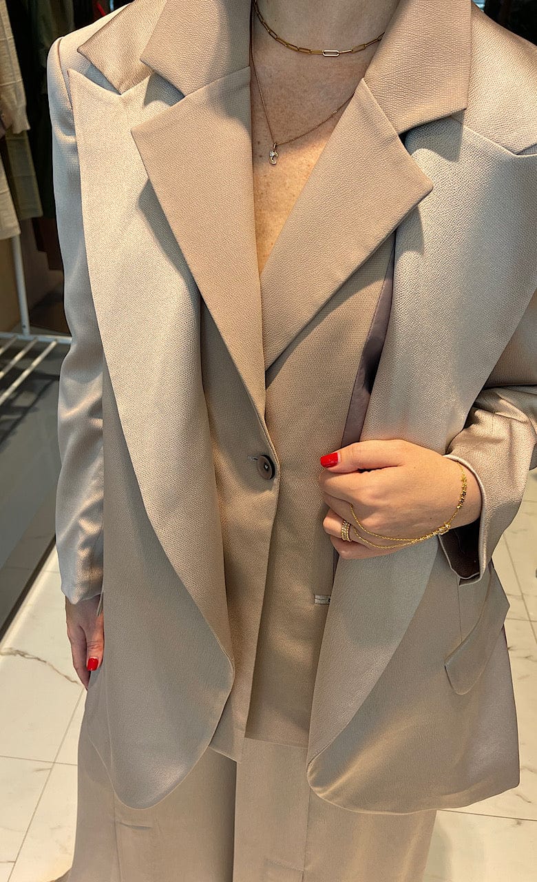 ASYA K. OVERSIZED DOUBLE LAYERED BLAZER "CITLALI" ( السترة)