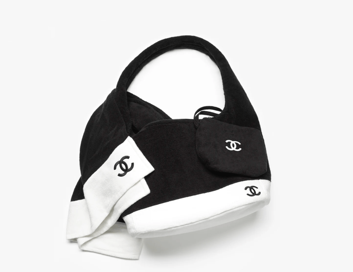 Aureon Group Limited *LONDON LOCATED* CHANEL 26 BEACHWEAR SET BLACK & WHITE Cotton