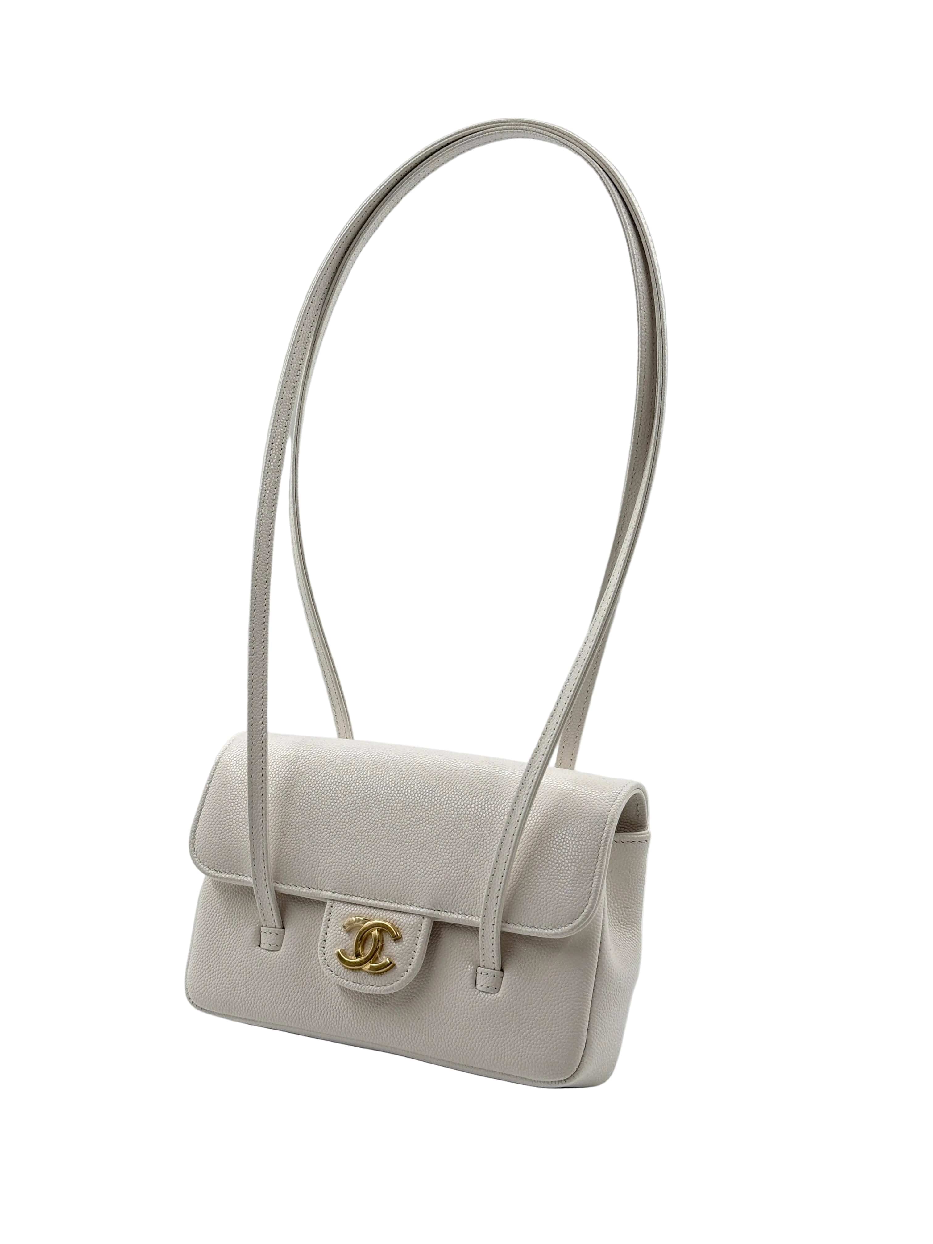 Aureon Group Limited *LONDON LOCATED* CHANEL 26 MINI FLAP BAG WHITE Grained Shiny Calfskin with Gold-Tone Metal