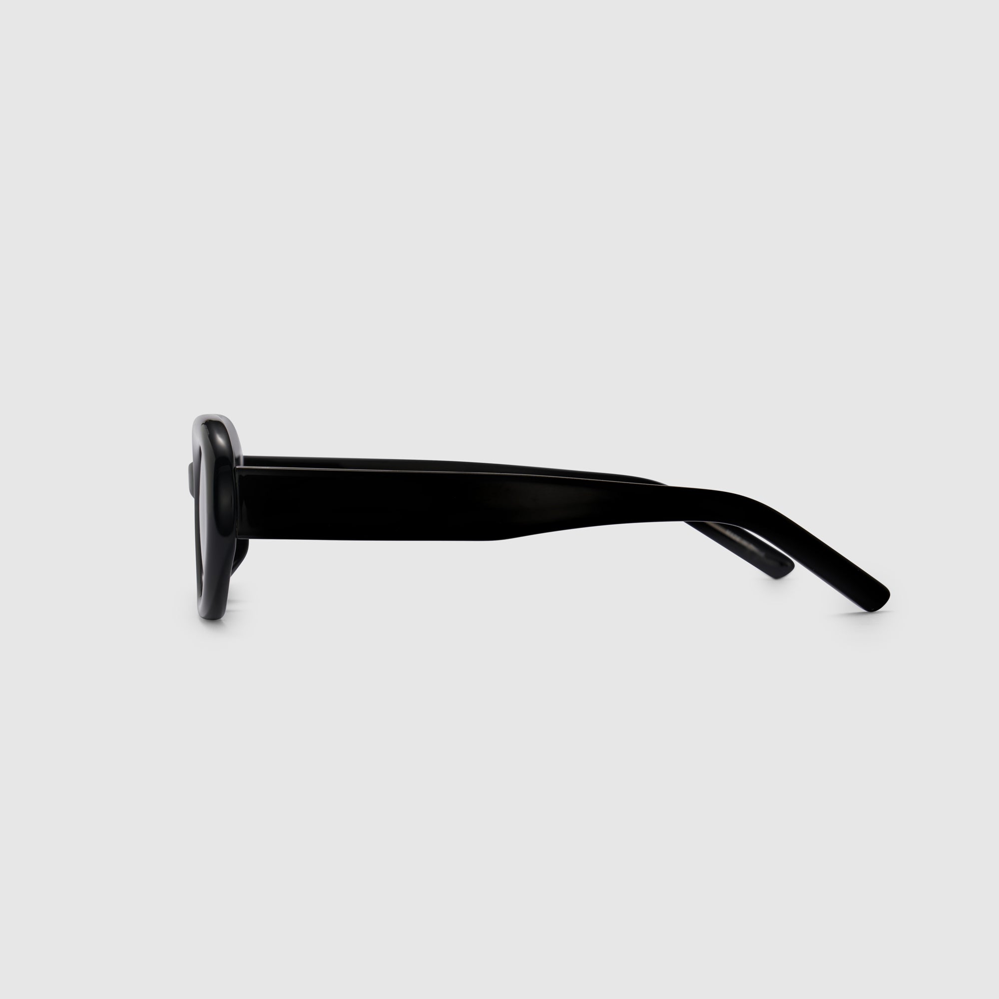 BLUE ELEPHANT DIND SUNGLASSES BLACK (النظارات الشمسية)