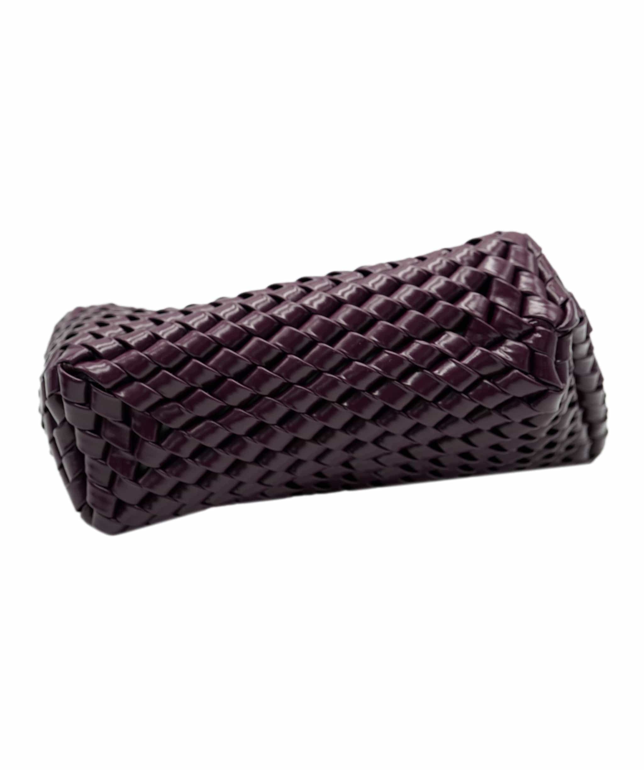 Bottega Bottega veneta mystic intrecciato woven leather clutch AGL2460