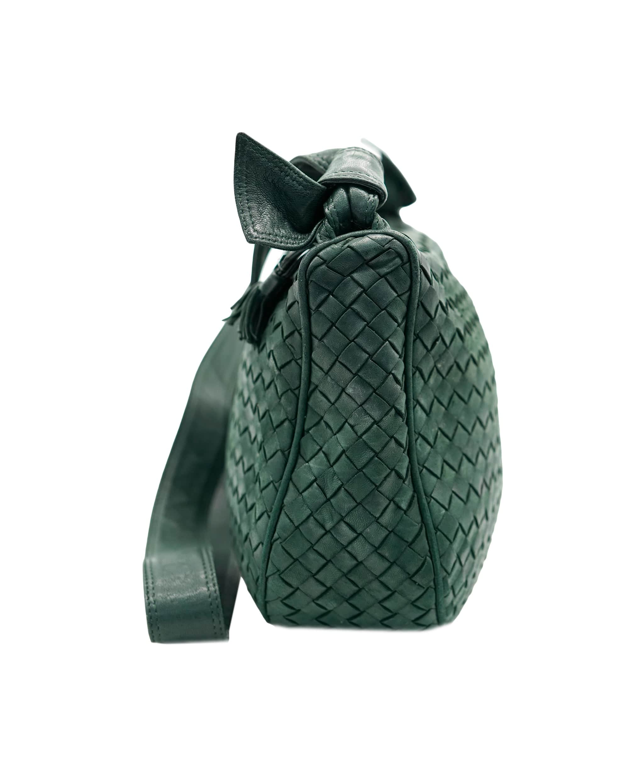 Bottega Veneta BOTTEGA VENETA INTRECCIATO Shoulder Bag Leather Green Silver Auth 93381 DBXS1674