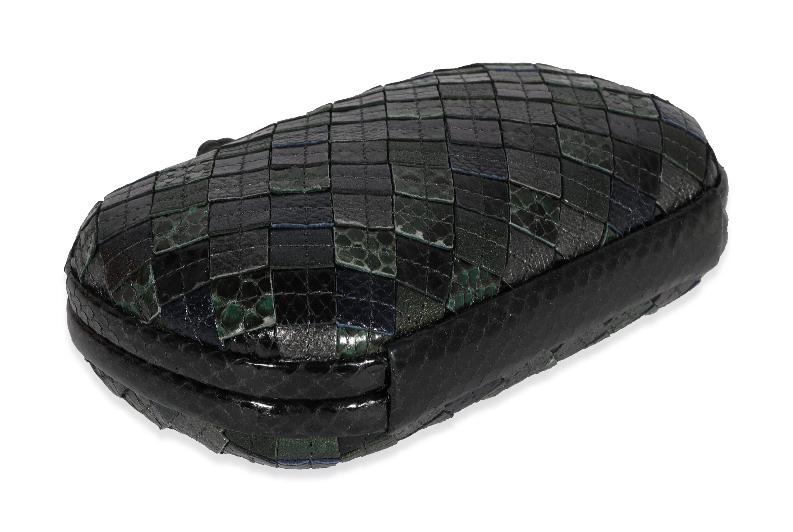 Bottega Veneta Bottega Veneta Green & Black Patchwork Intrecciato Python Knot Clutch