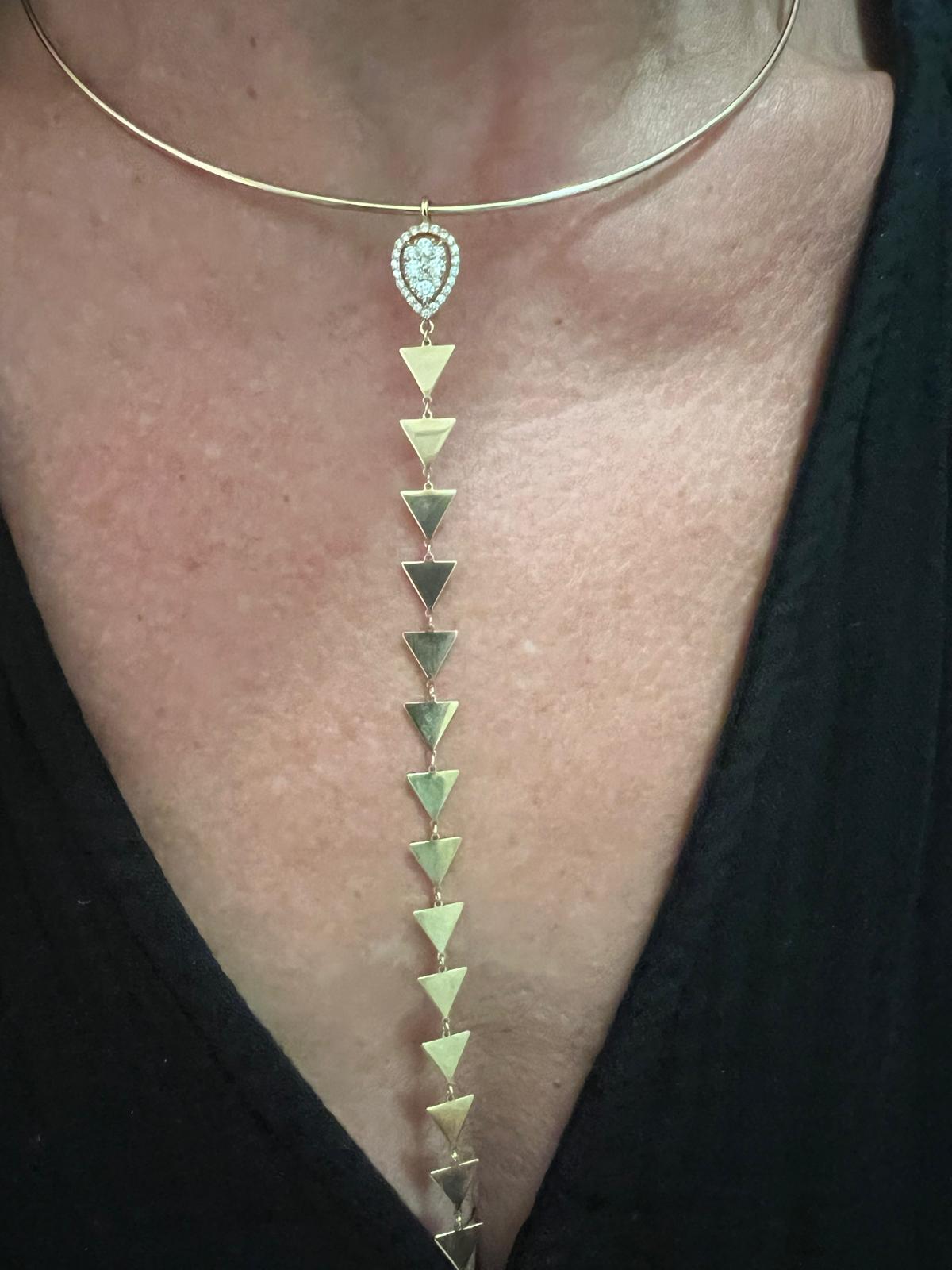 Brand Name 18kt yellow gold 5" diameter choker wire w lariat 15" length triangle motif  ASC5210