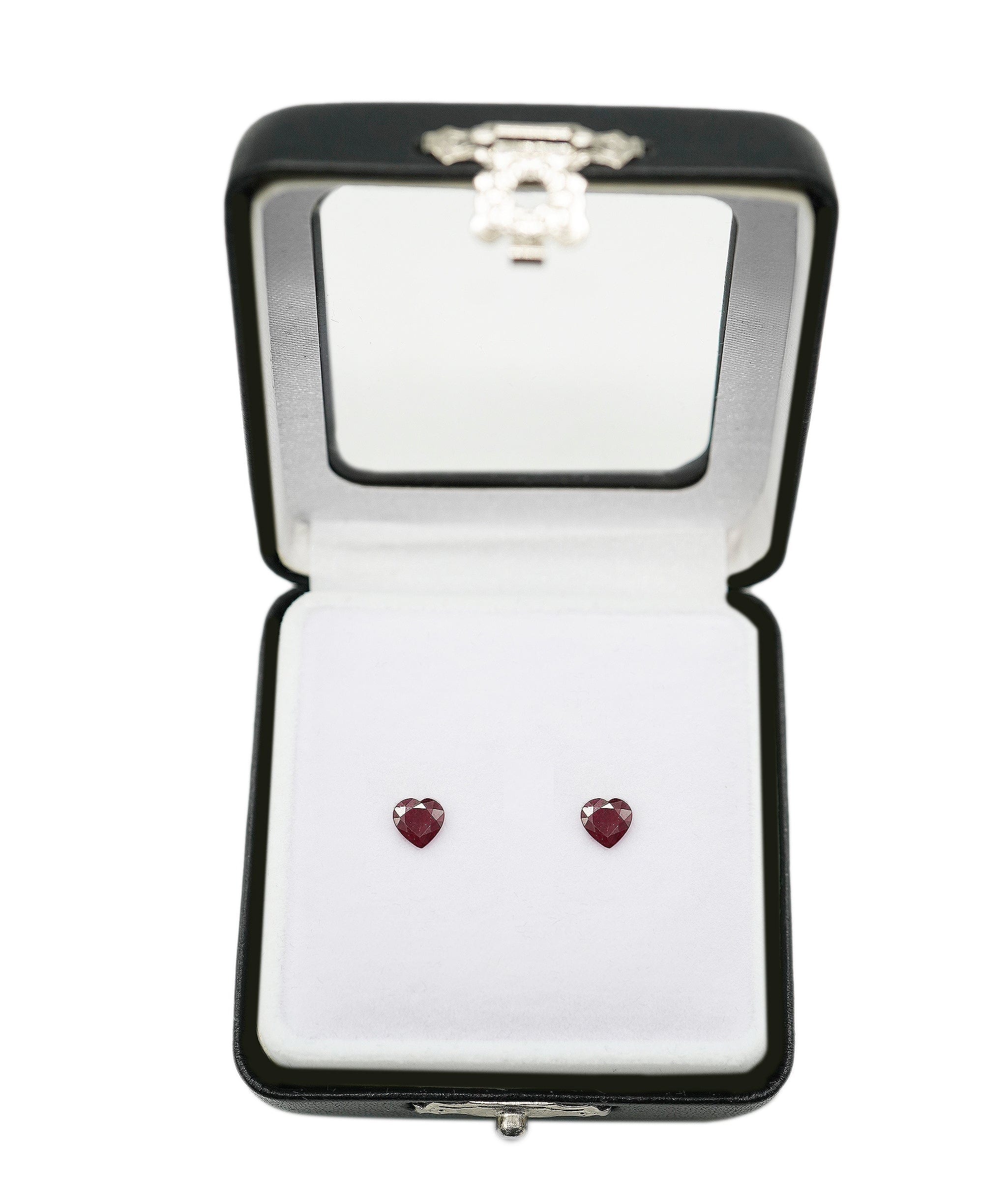 Brand Name Pair of heart-shaped rubies, 0.51 and 0.48 carats AHL1108