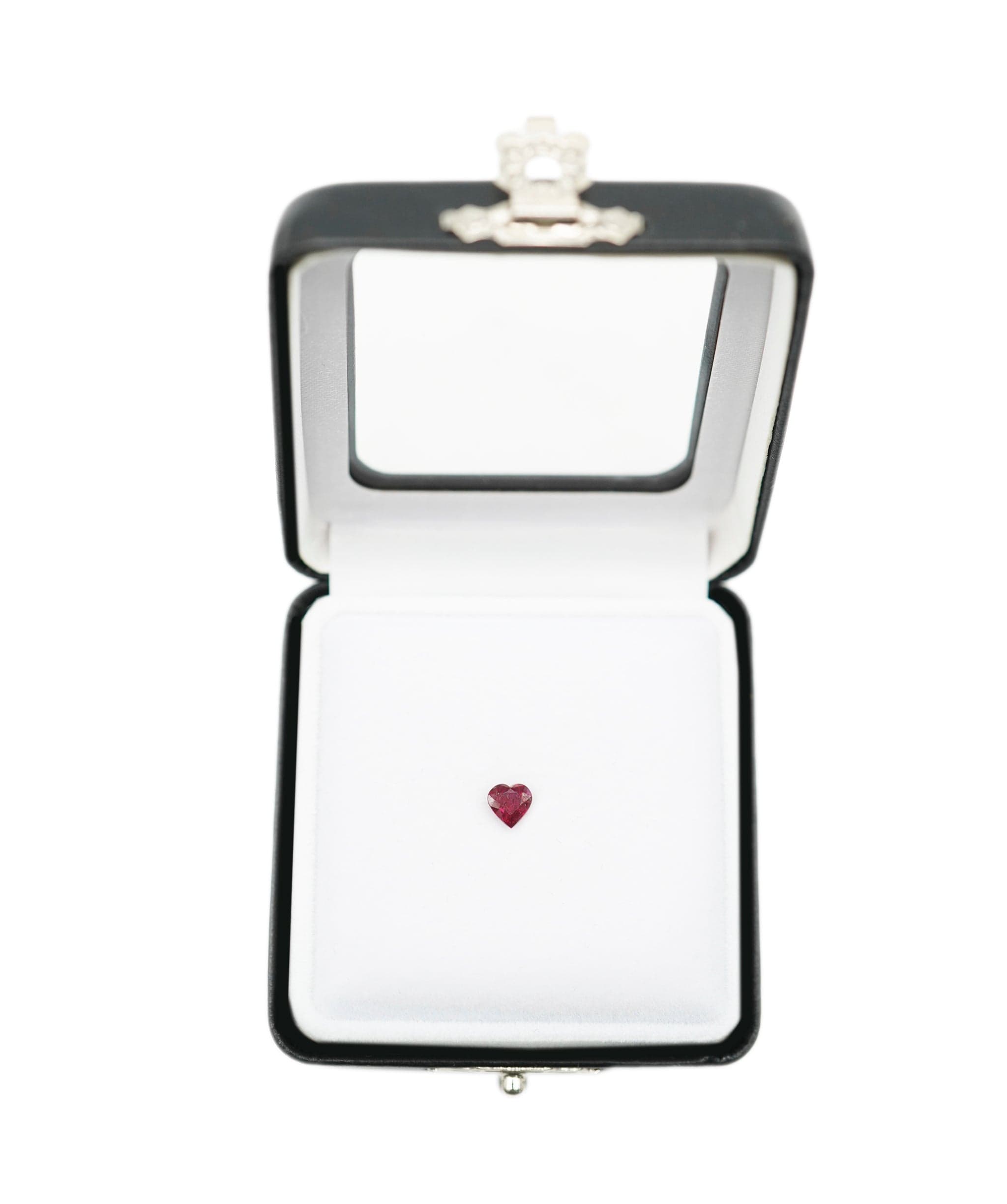 Brand Name Single firey 0.64 carat heart-shaped loose ruby, unmounted AHL1105