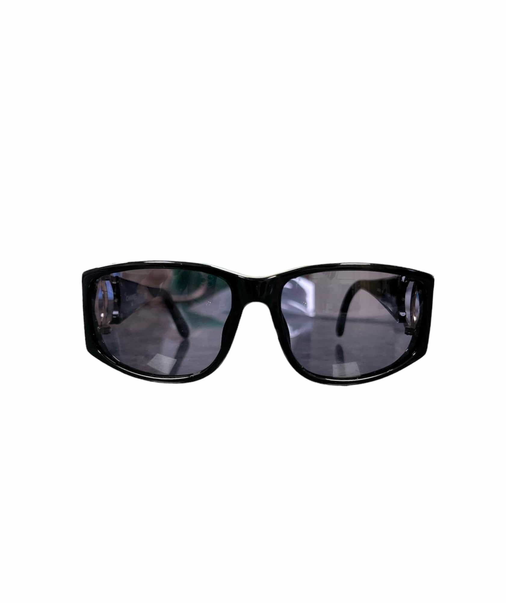 Chanel Chanel 90s Black Sunglasses CC - AJC0685