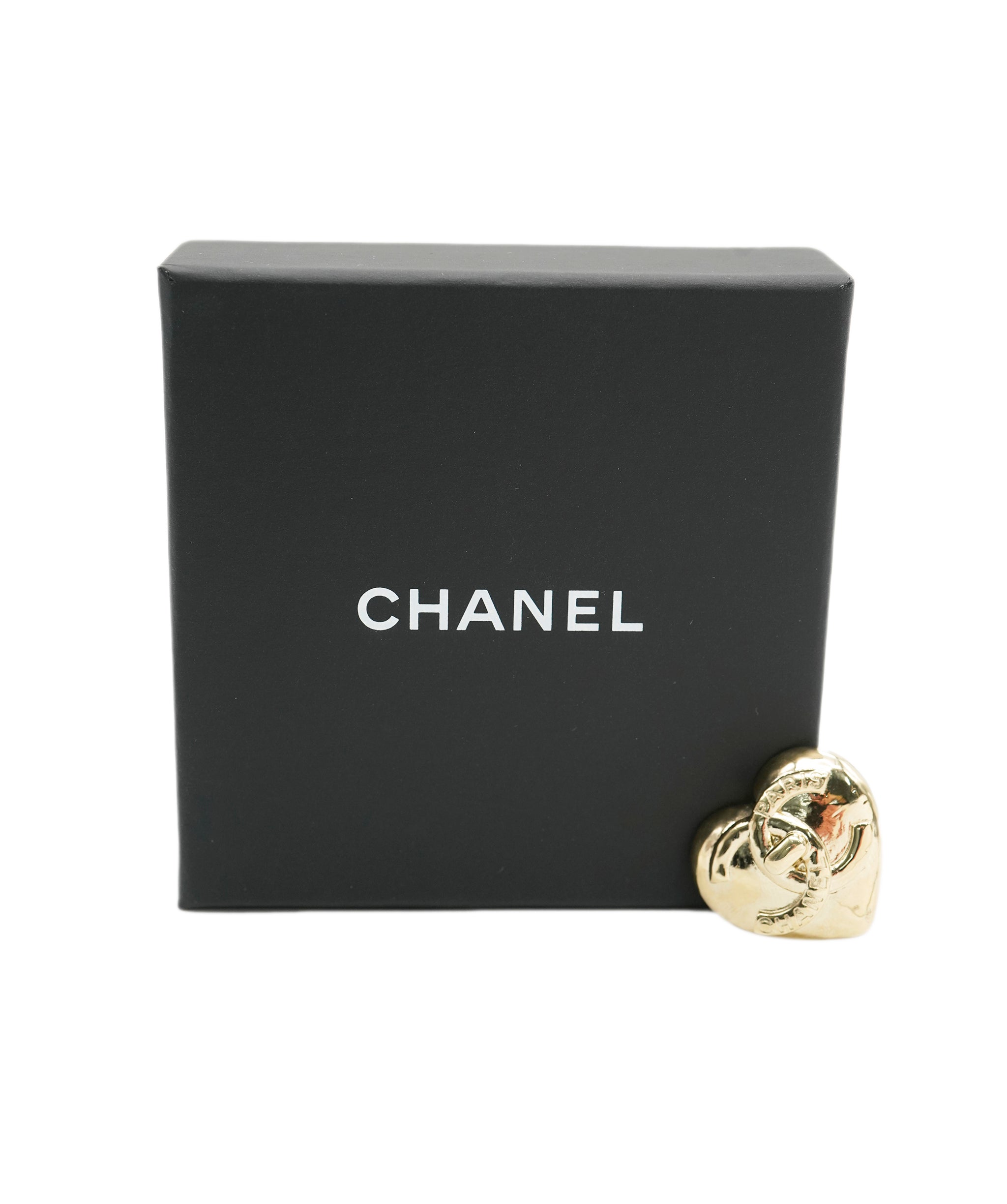 Chanel Chanel Heart CC Brooch  ALC1140