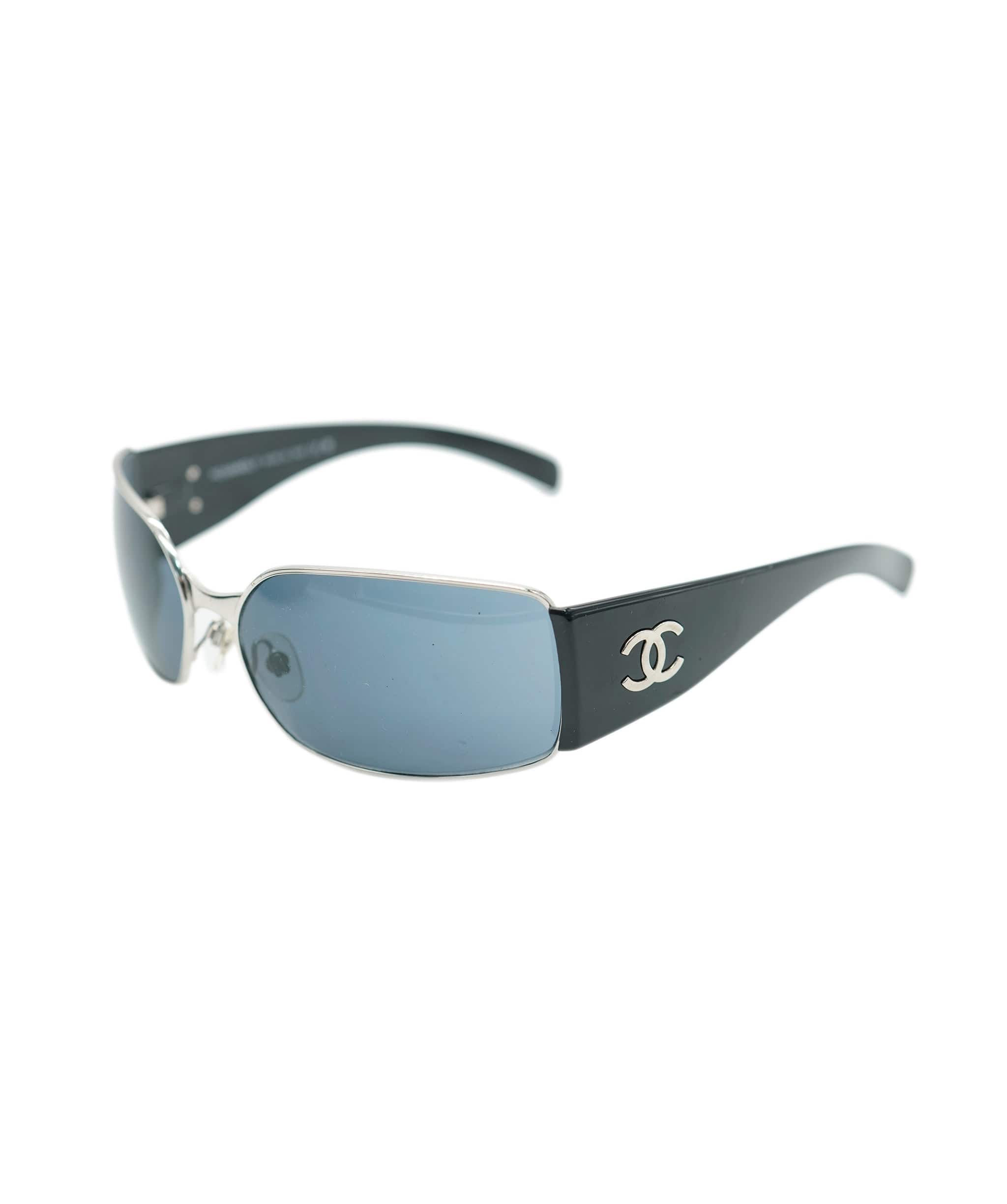 Chanel Chanel Logo Wraparound Sunglasses In Black  ALL0714