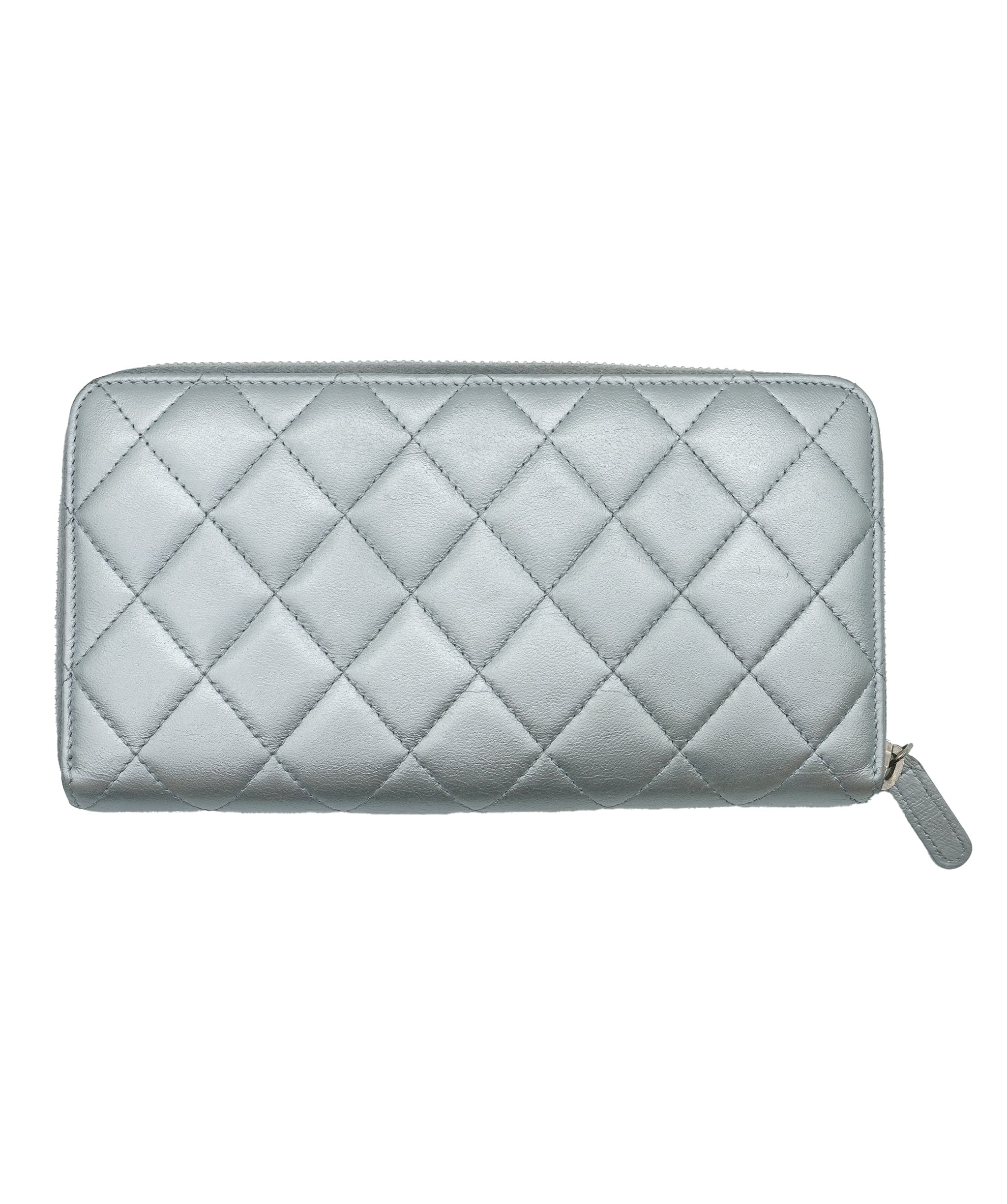 Chanel Chanel Long Wallet Lamb Skin Silver CC Auth 49958A DXBS0326