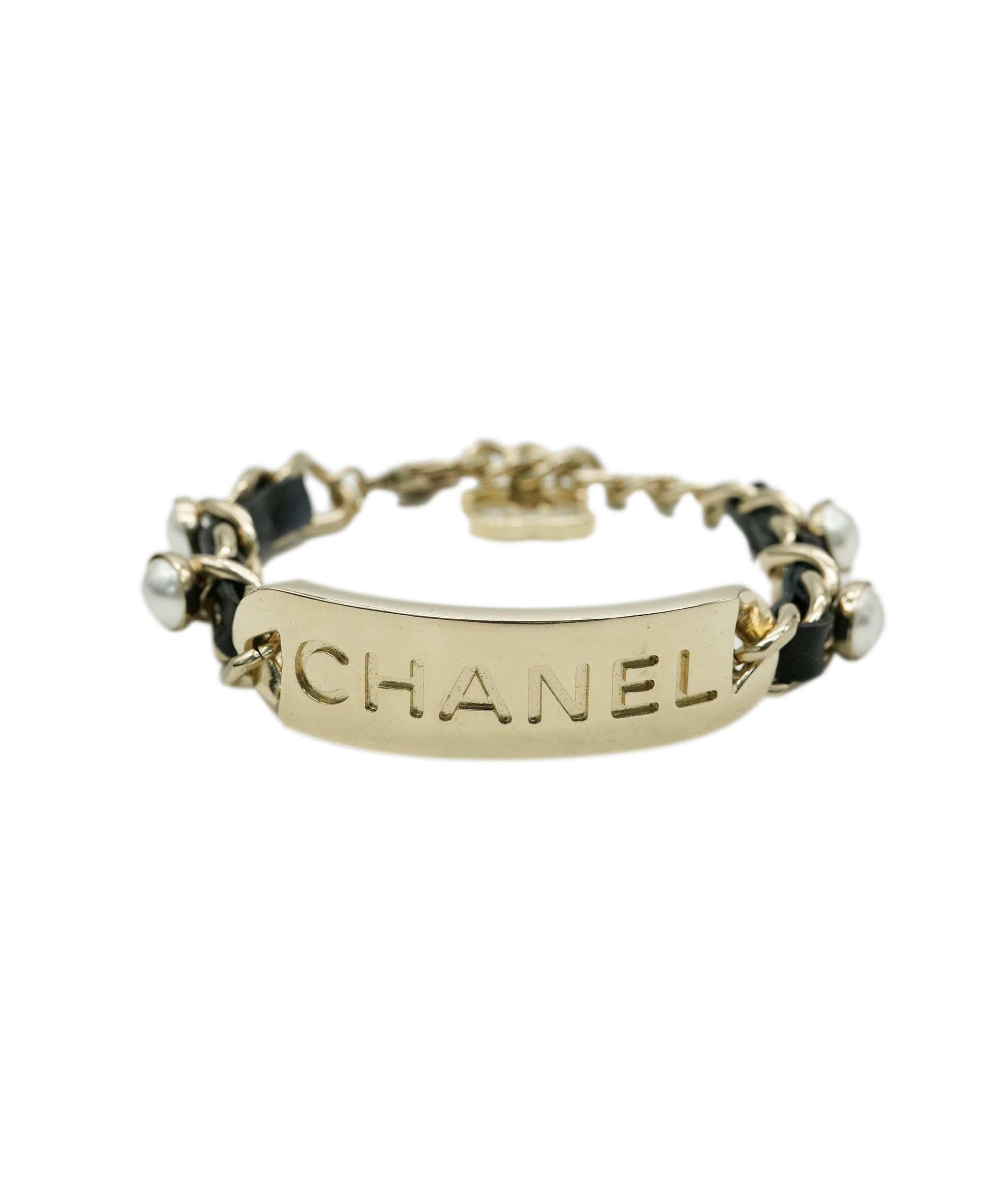 Chanel Chanel Pearl Lambskin Bracelet - ALC1794