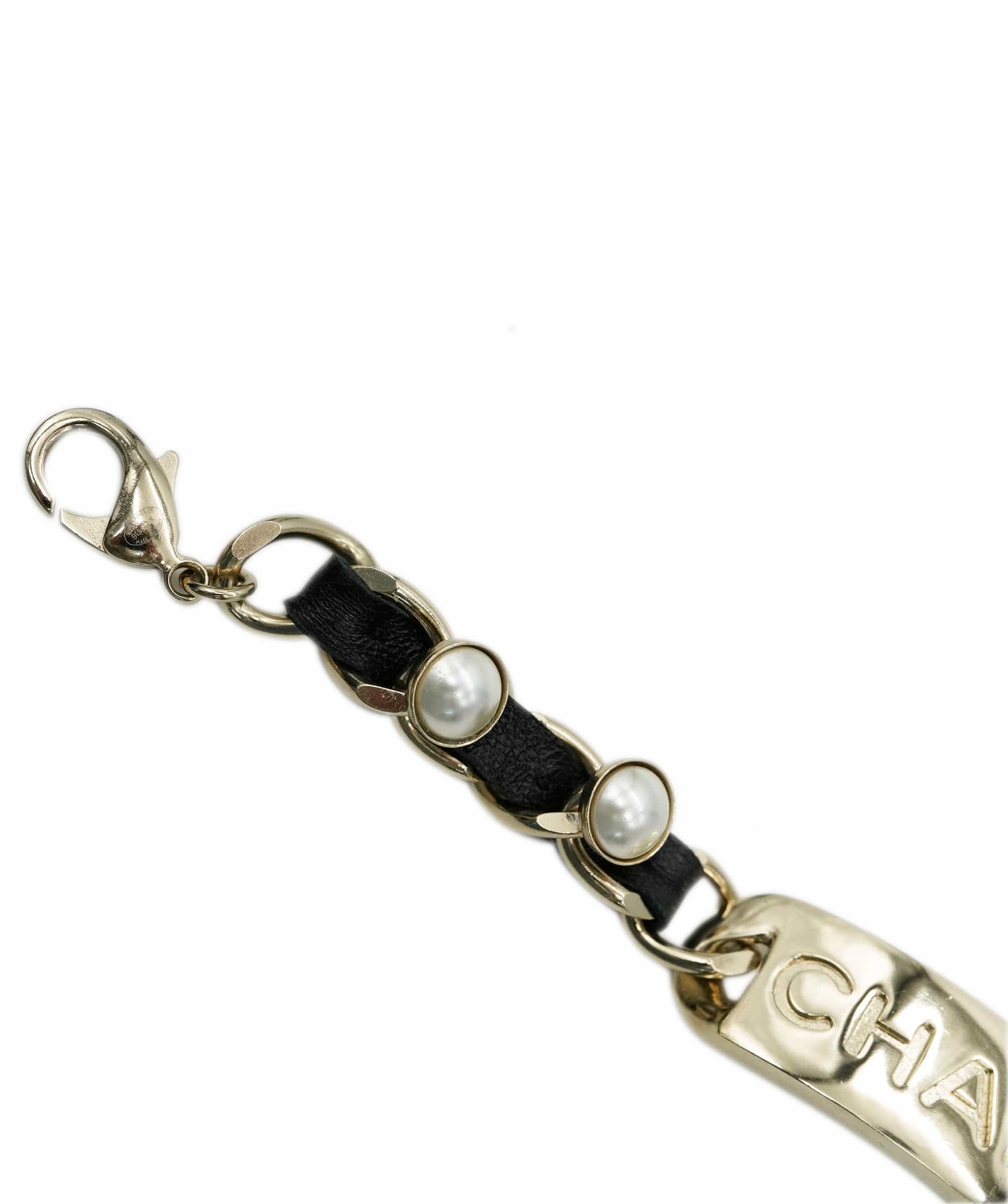 Chanel Chanel Pearl Lambskin Bracelet - ALC1794