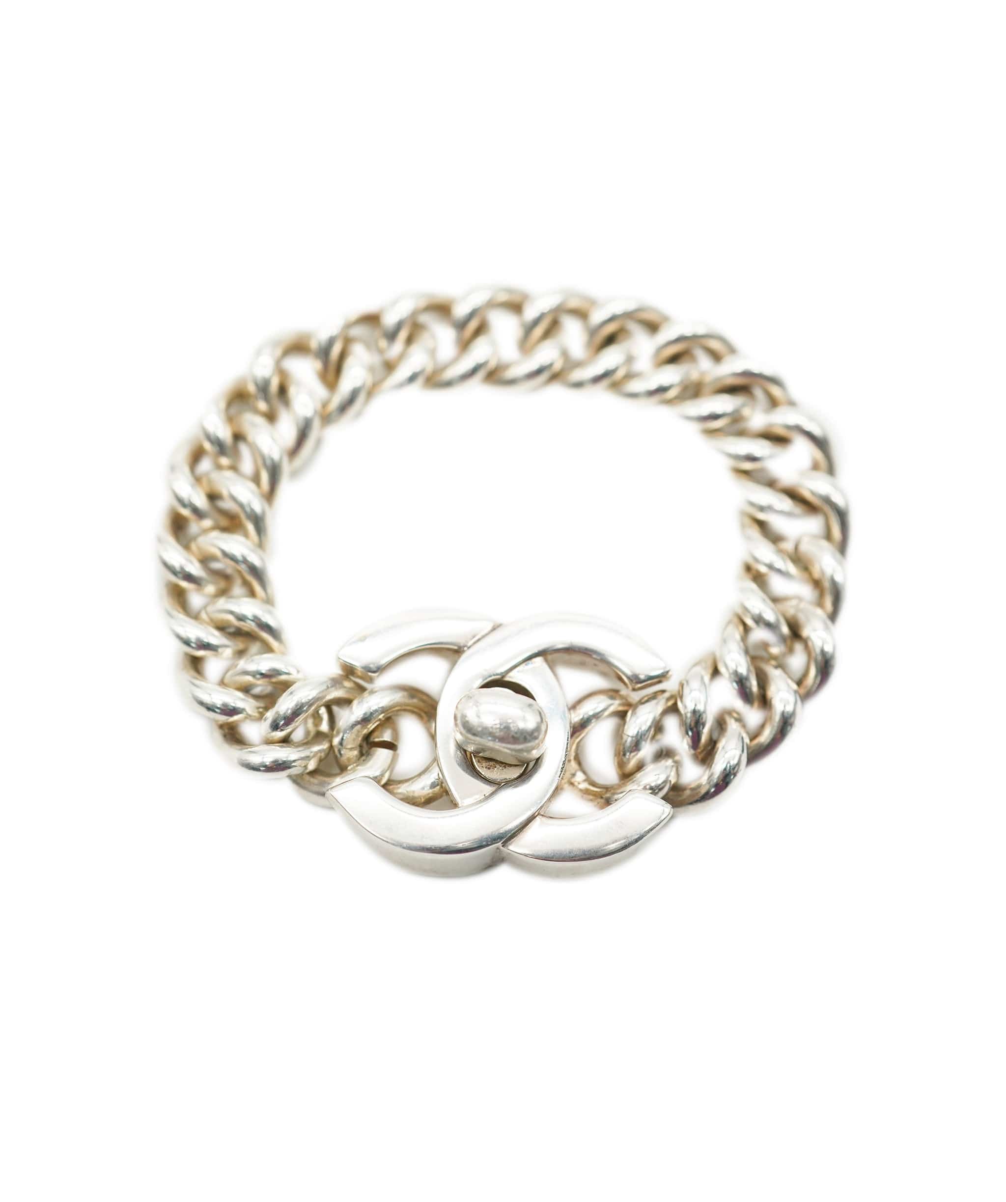 Chanel Chanel Silver Turnlock bracelet  ALL0690