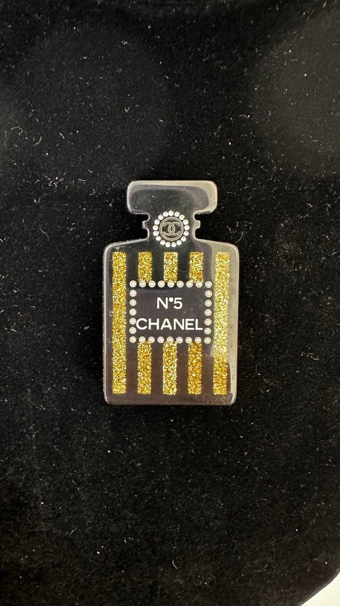 49476 Chanel No.5 Perfume Brooch