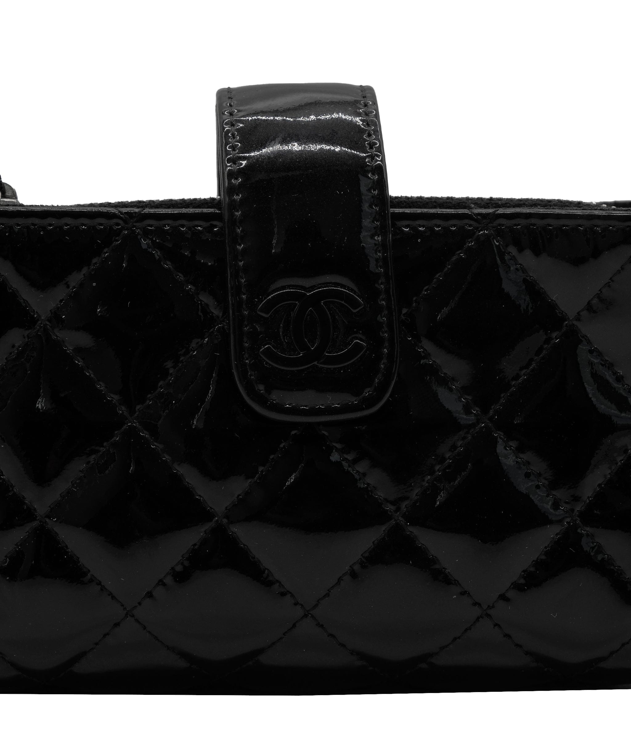 Chanel Chanel Black Patent Phone Pouch RJC2754