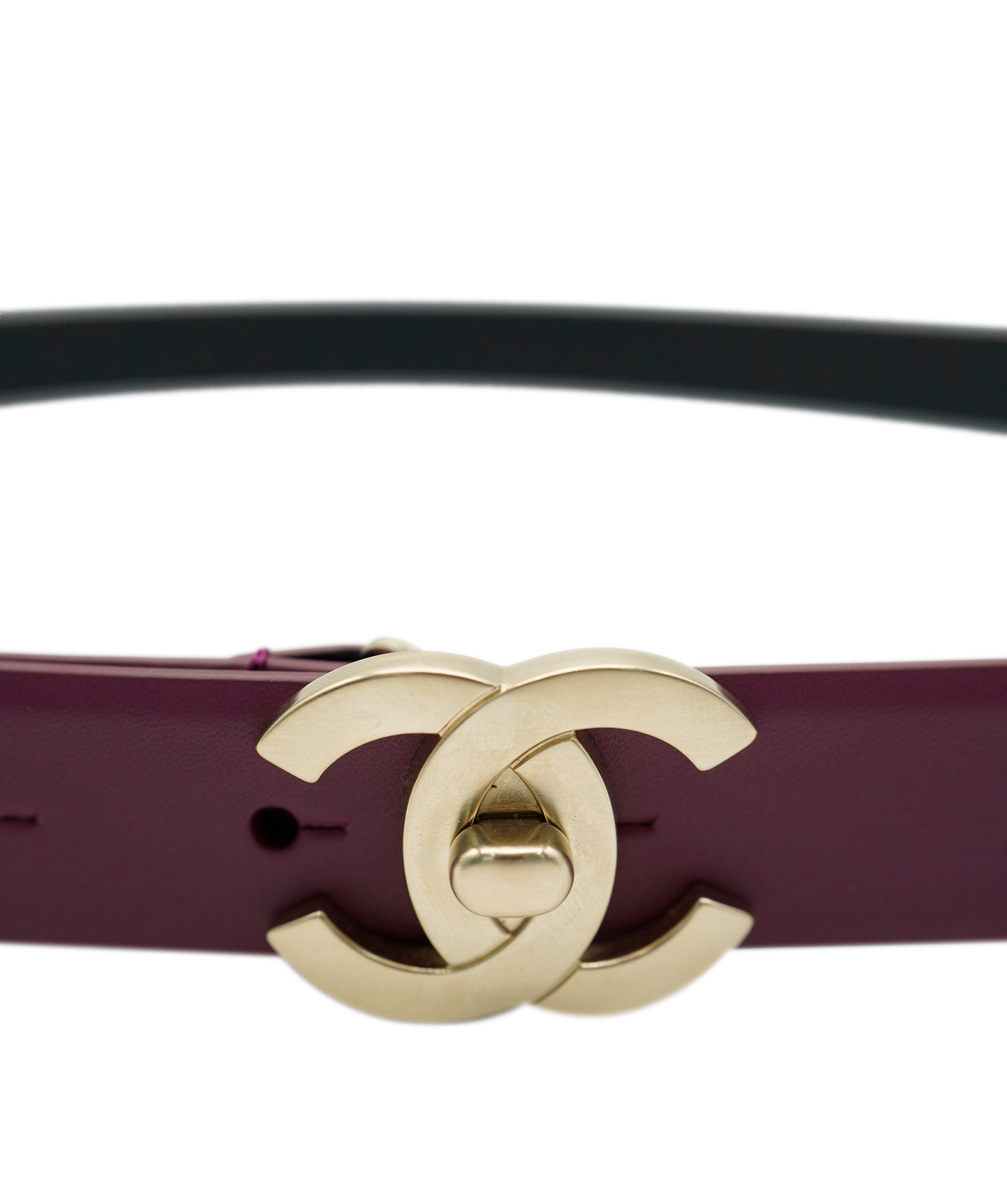 Chanel Chanel Burgundy and Brushed Gold CC Logo Leather Belt Size 90cm ASL8211