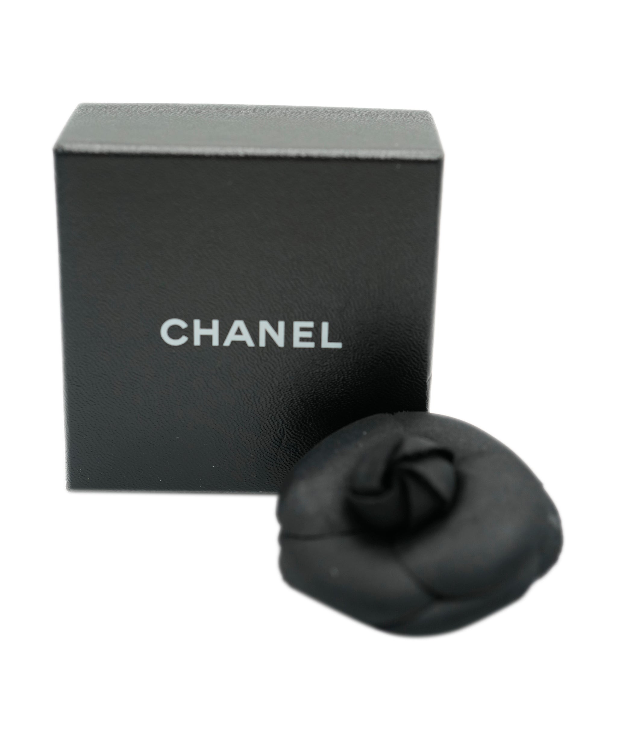 Chanel chanel camelia brooch black fabric  AVC1373