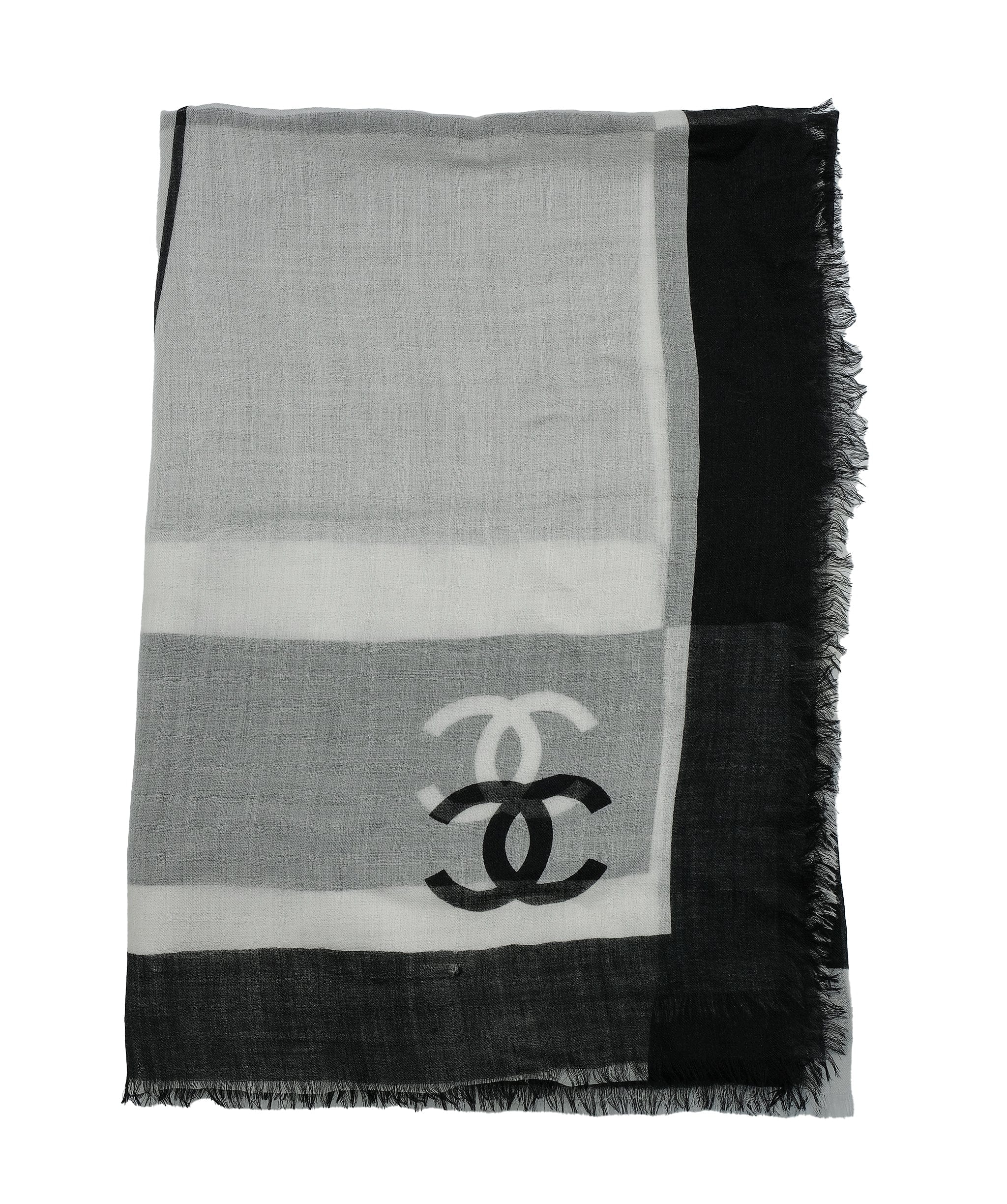 Chanel Chanel Cashmere Black & White Scarf RJC2920