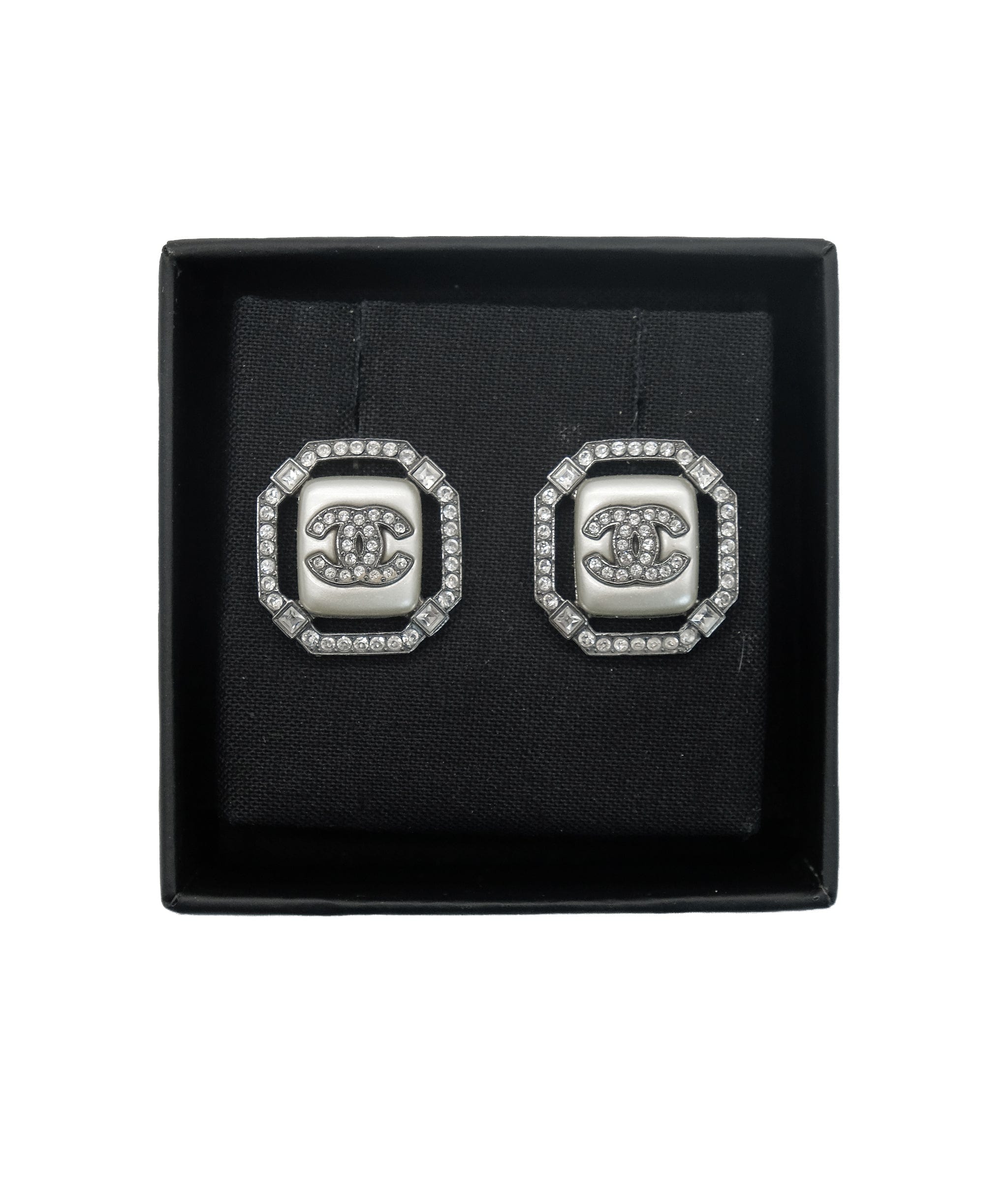 Chanel Chanel Diamante Earrings RJC2618