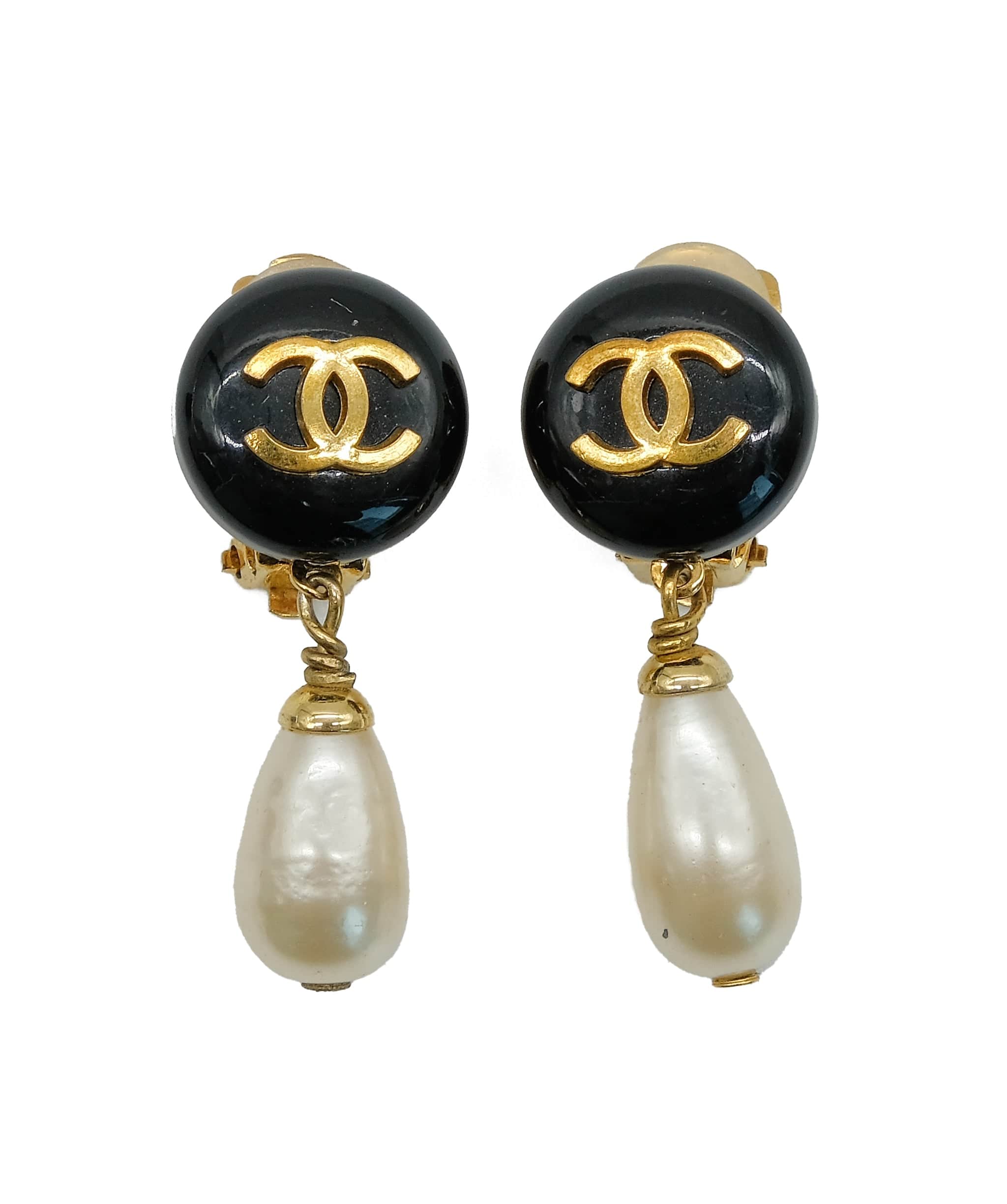 Chanel Chanel Fake Pearl Swing Earrings Here Mark 93A 90119210 ASL8120