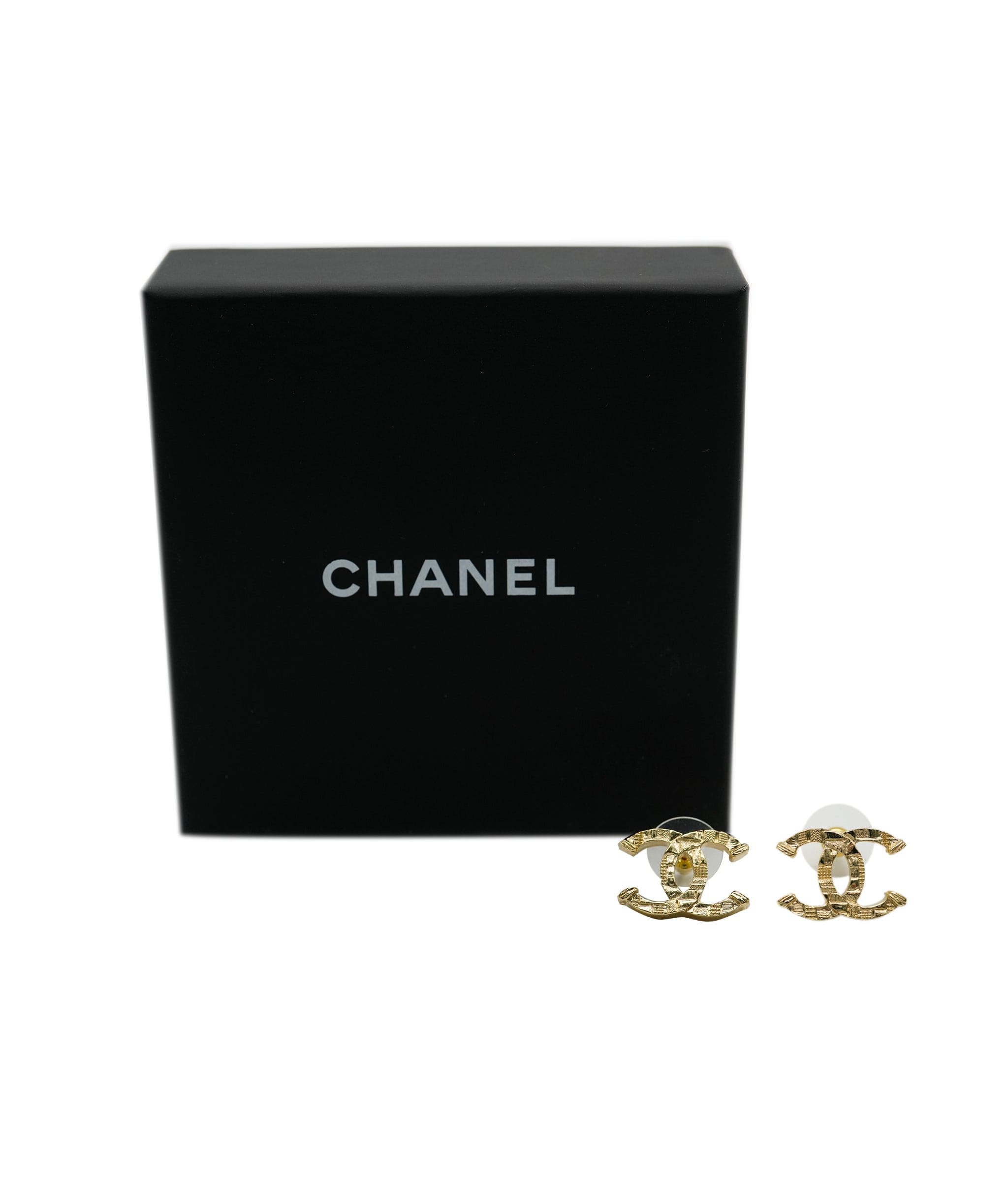 Chanel chanel gold hammered detailed cc studds ASL9334