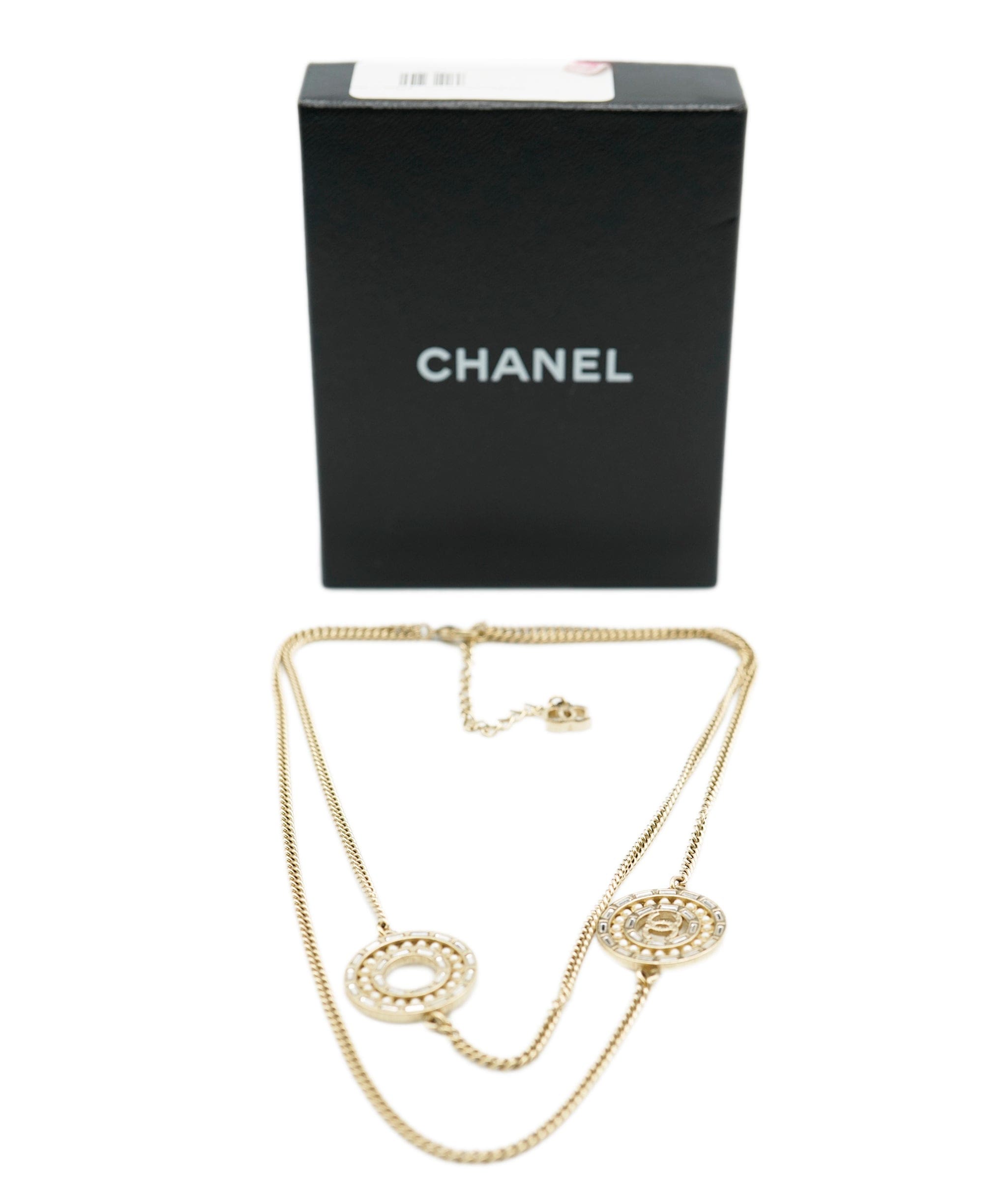 Chanel Chanel gold pearl pendant necklace AJL0089