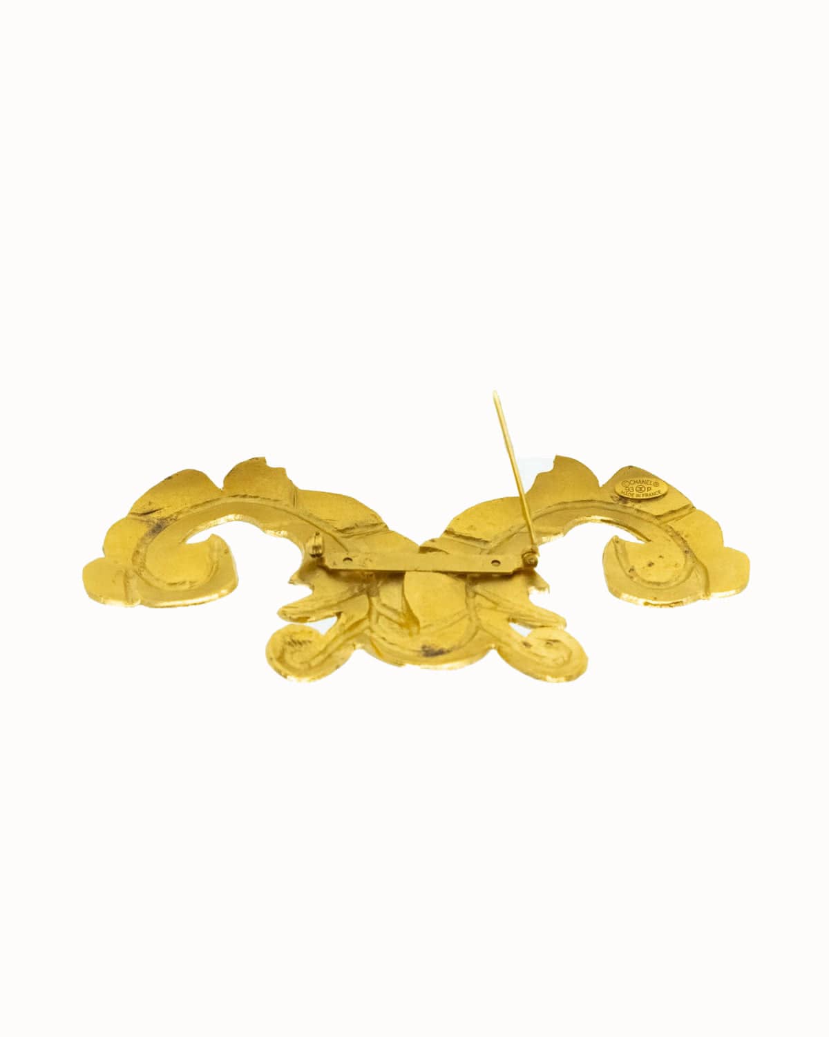 Chanel Chanel Large Gilt High Polish Acanthus Leaf Scroll Brooch Collection 24 1991 - ASL2516