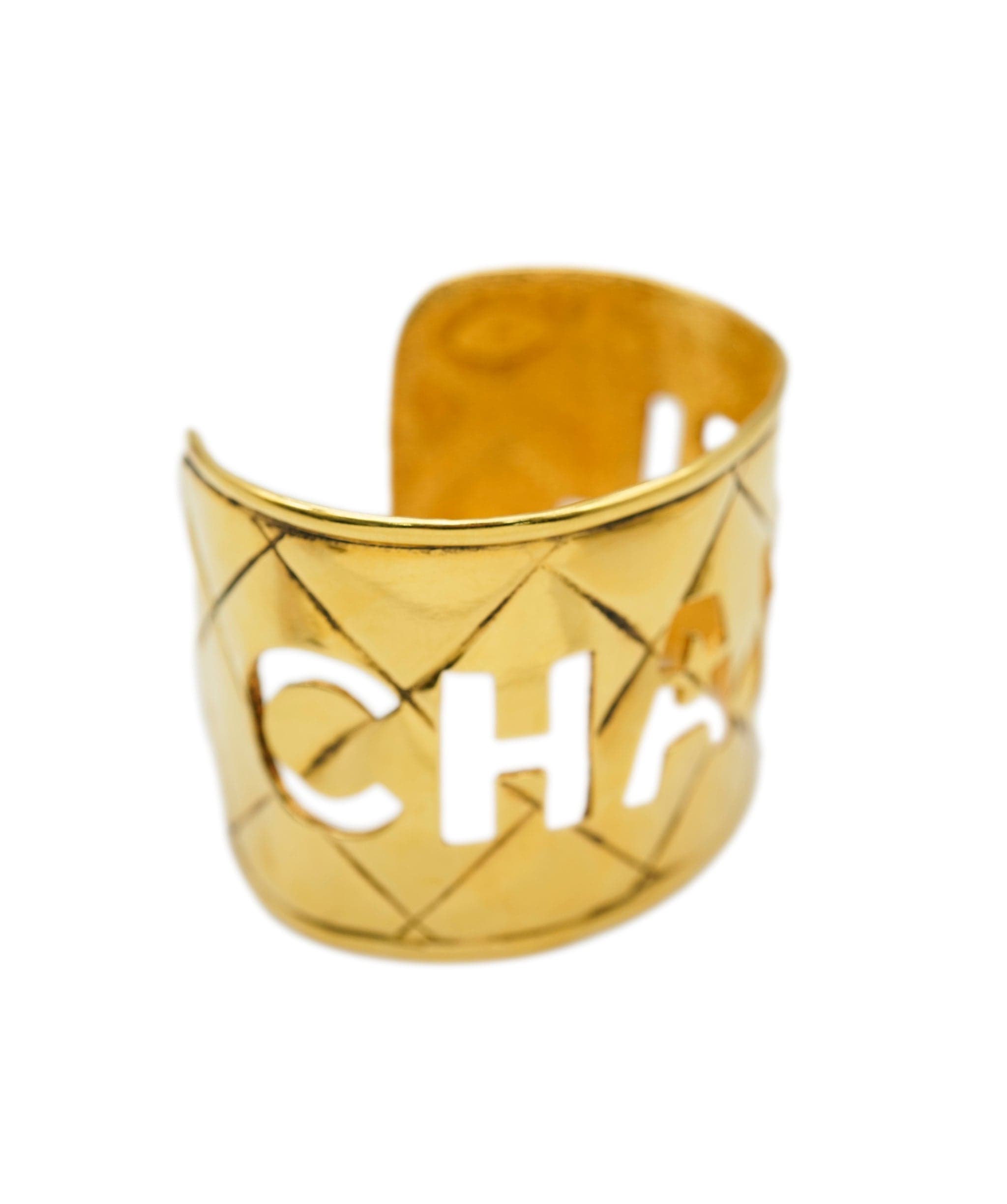 Chanel Chanel laser cut quilted cuff bangle - AJC0093