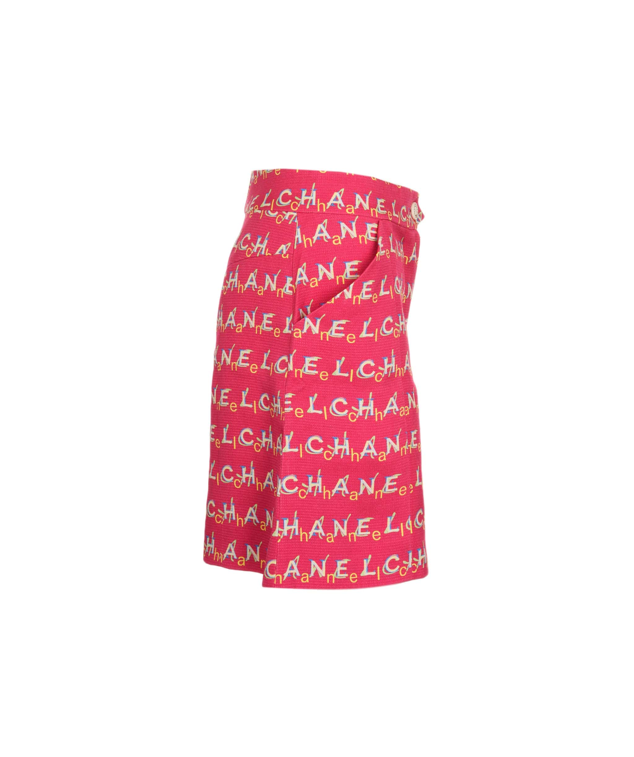 Chanel Chanel Red CHANEL shorts ALC0582