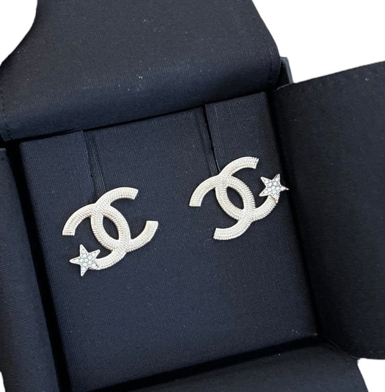 Chanel Chanel Stud Earrings Pierced UKL1286