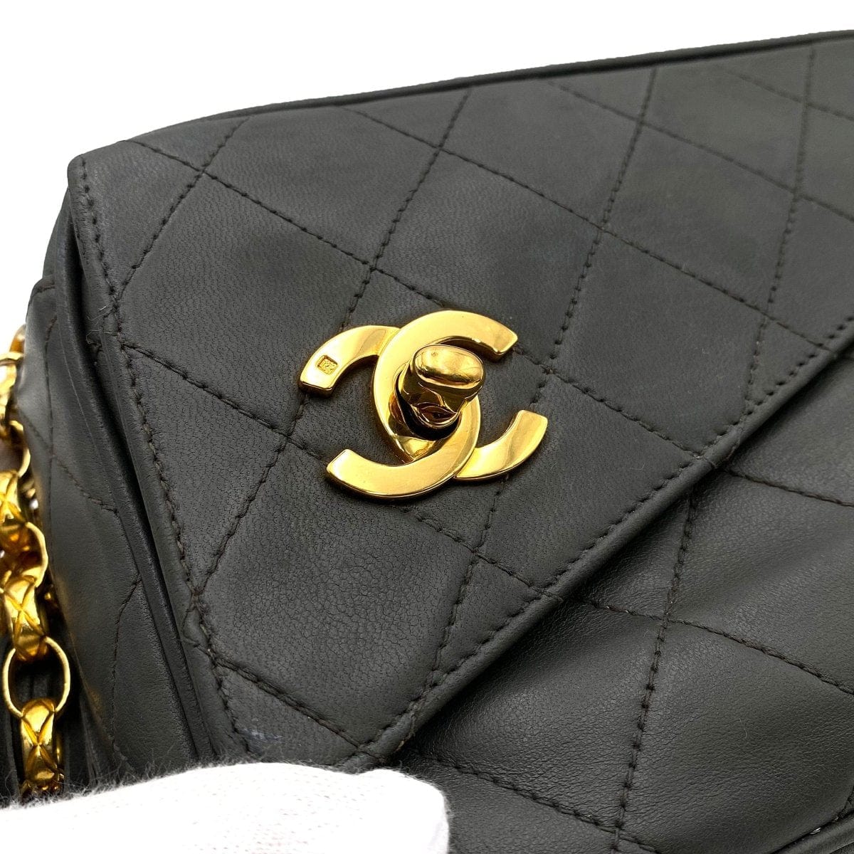 AUCTION - CHANEL VINTAGE TURNLOCK BIJOU CHAIN SHOULDER BAG KHAKI LAMB SKIN 90227494