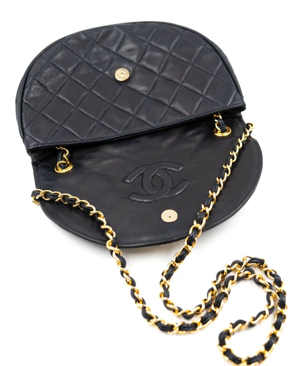 11 Chanel camellia tote - AWL3258