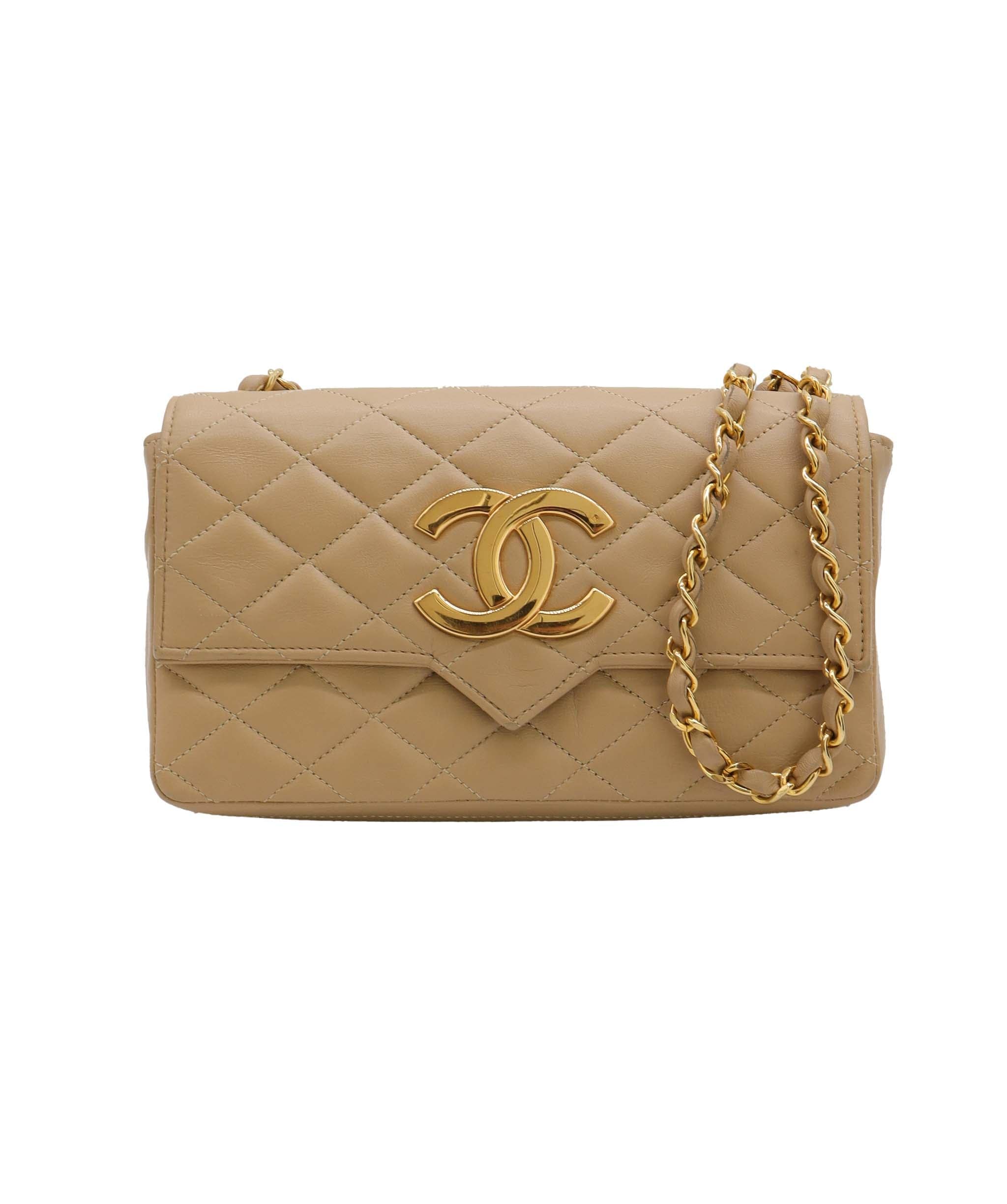 Chanel CAHNEL BIG CC ChainShoulder Beige DXBS0989