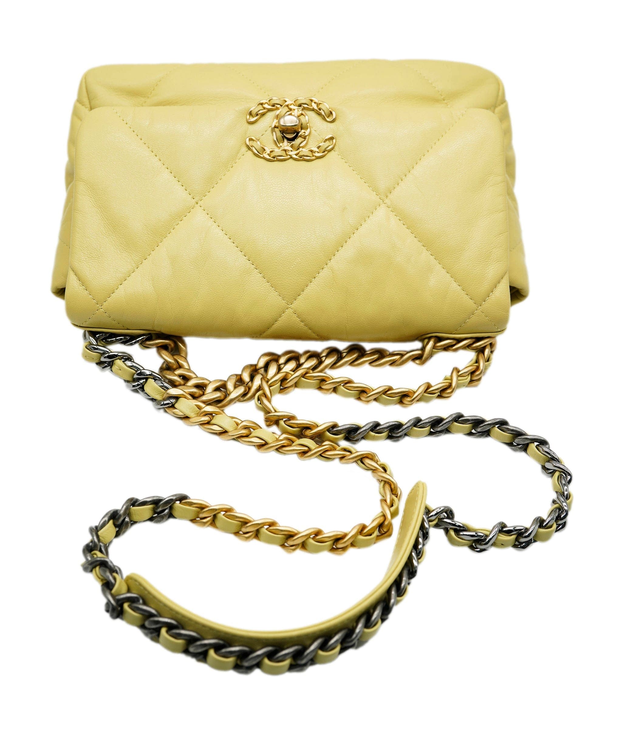 Chanel Chanel 19 bag yellow with GHW AJC0271