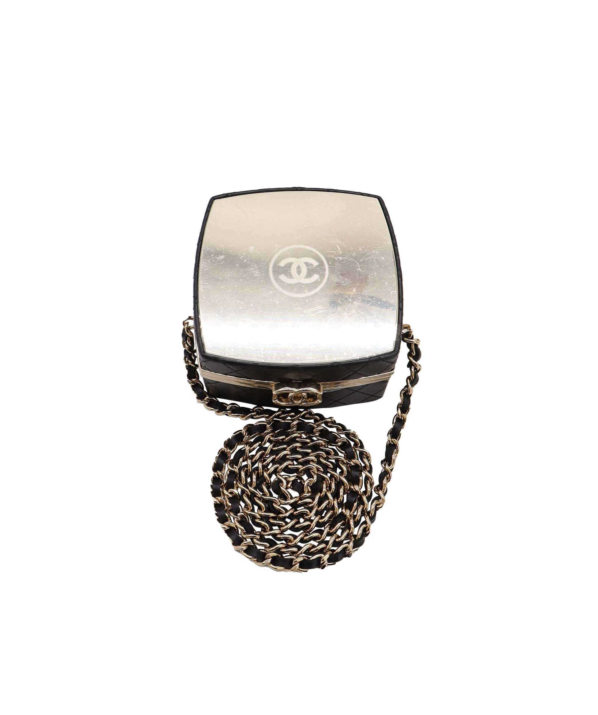 Chanel Chanel 2015 pre fall Mirror compact Minaudières DXBS1024