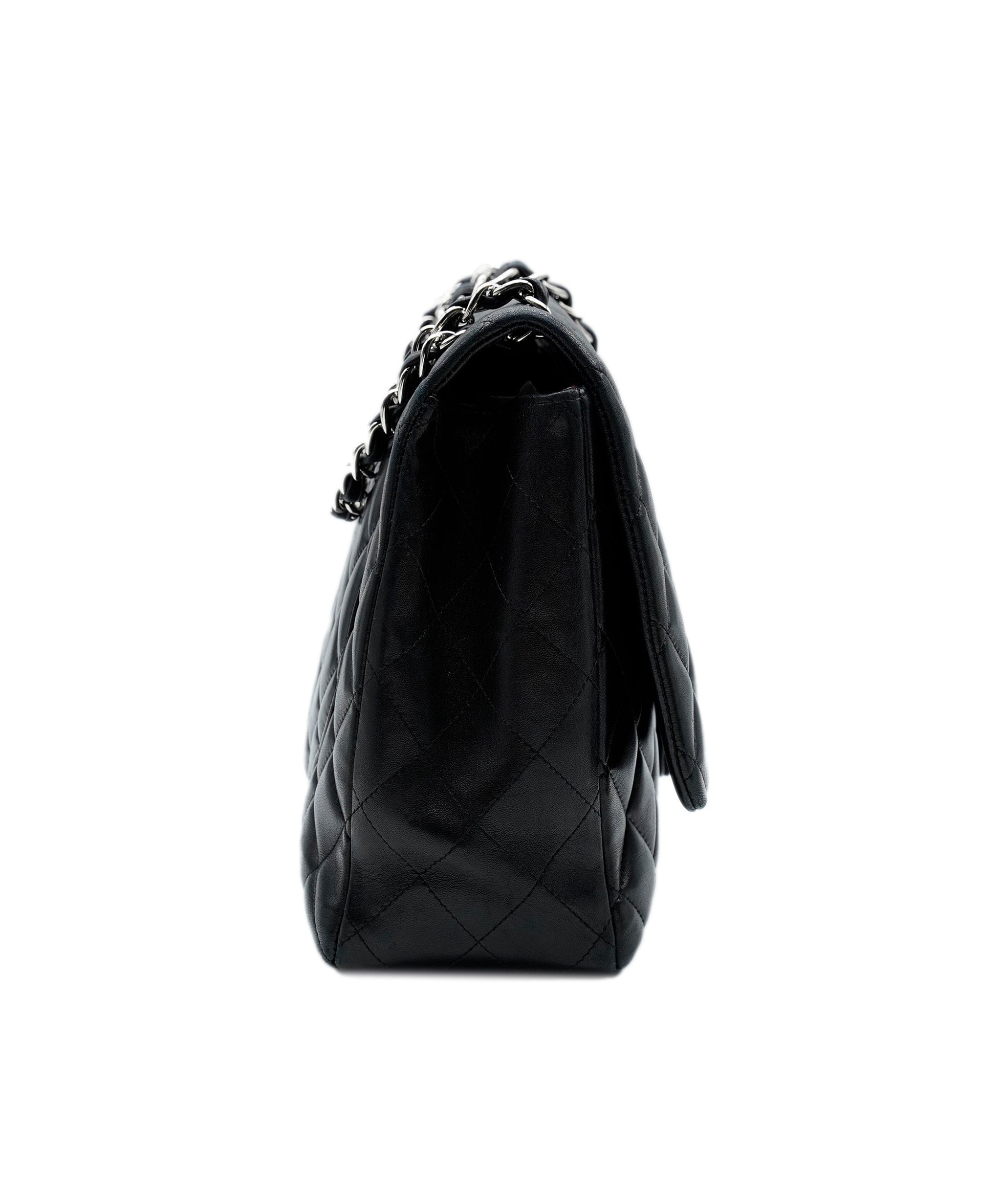 Chanel Chanel Black Lambskin Maxi Single Flap Bag ASC2367