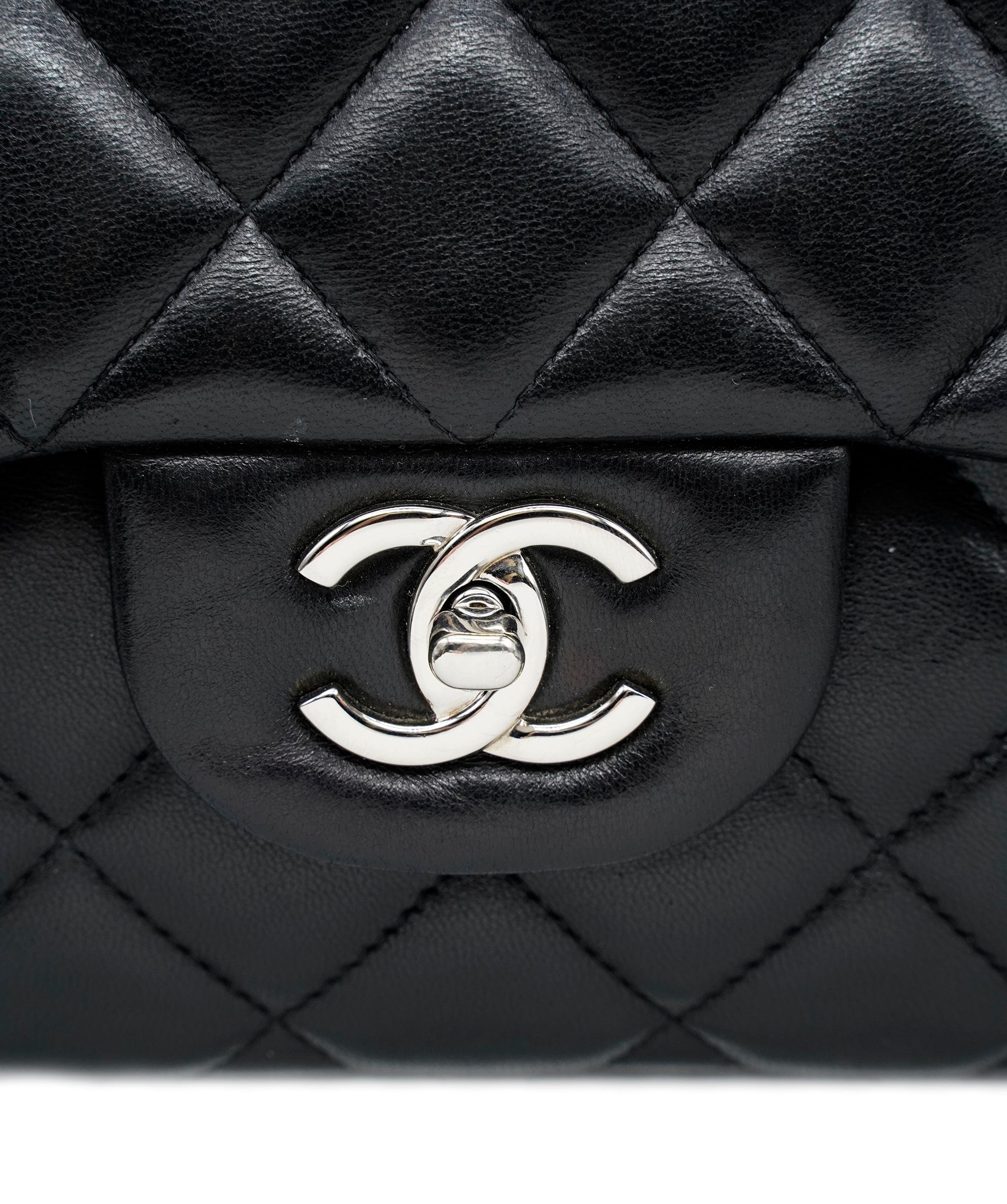 Chanel Chanel Black Lambskin Maxi Single Flap Bag ASC2367