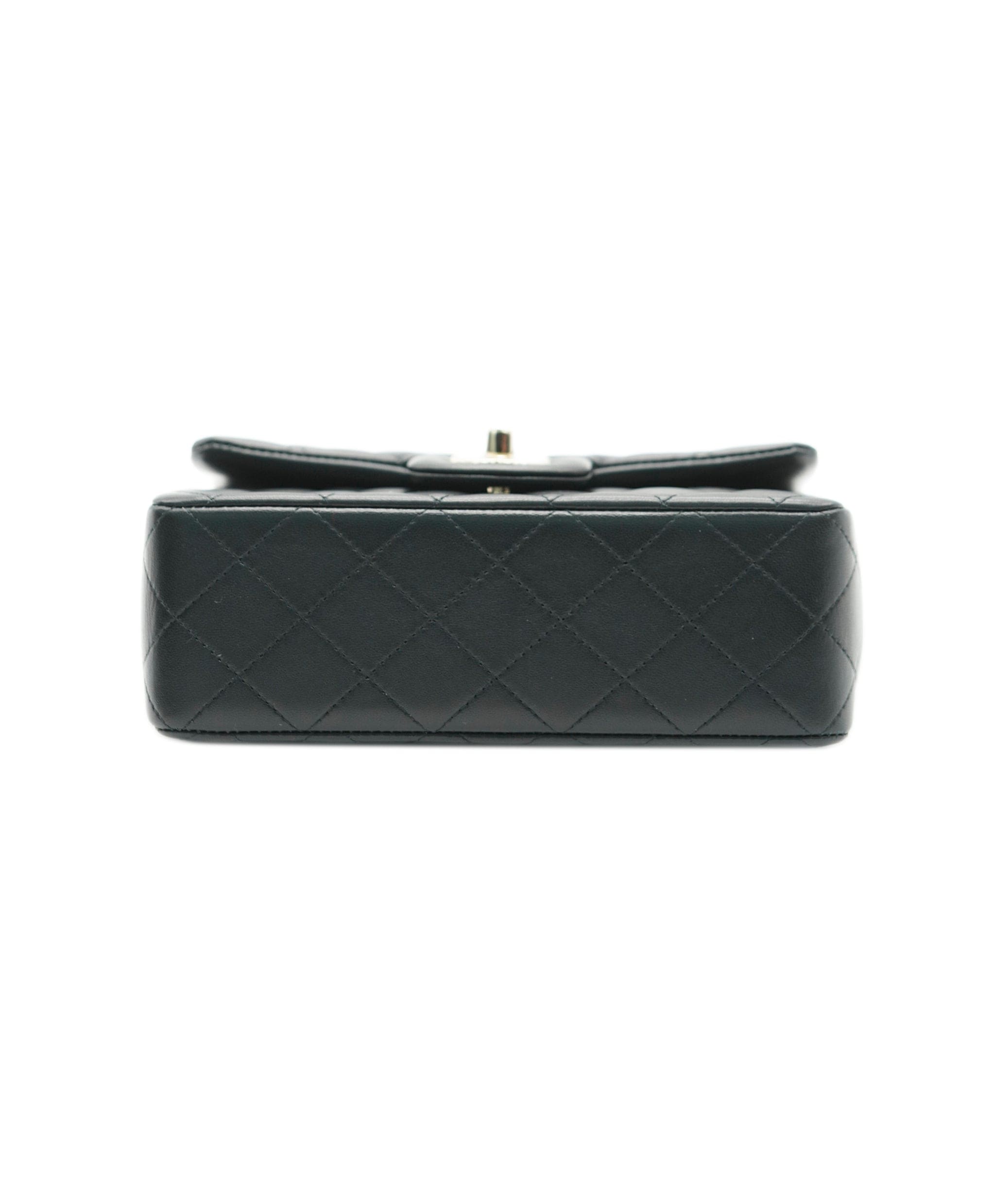 Chanel Chanel Black Top Handle ASC4928