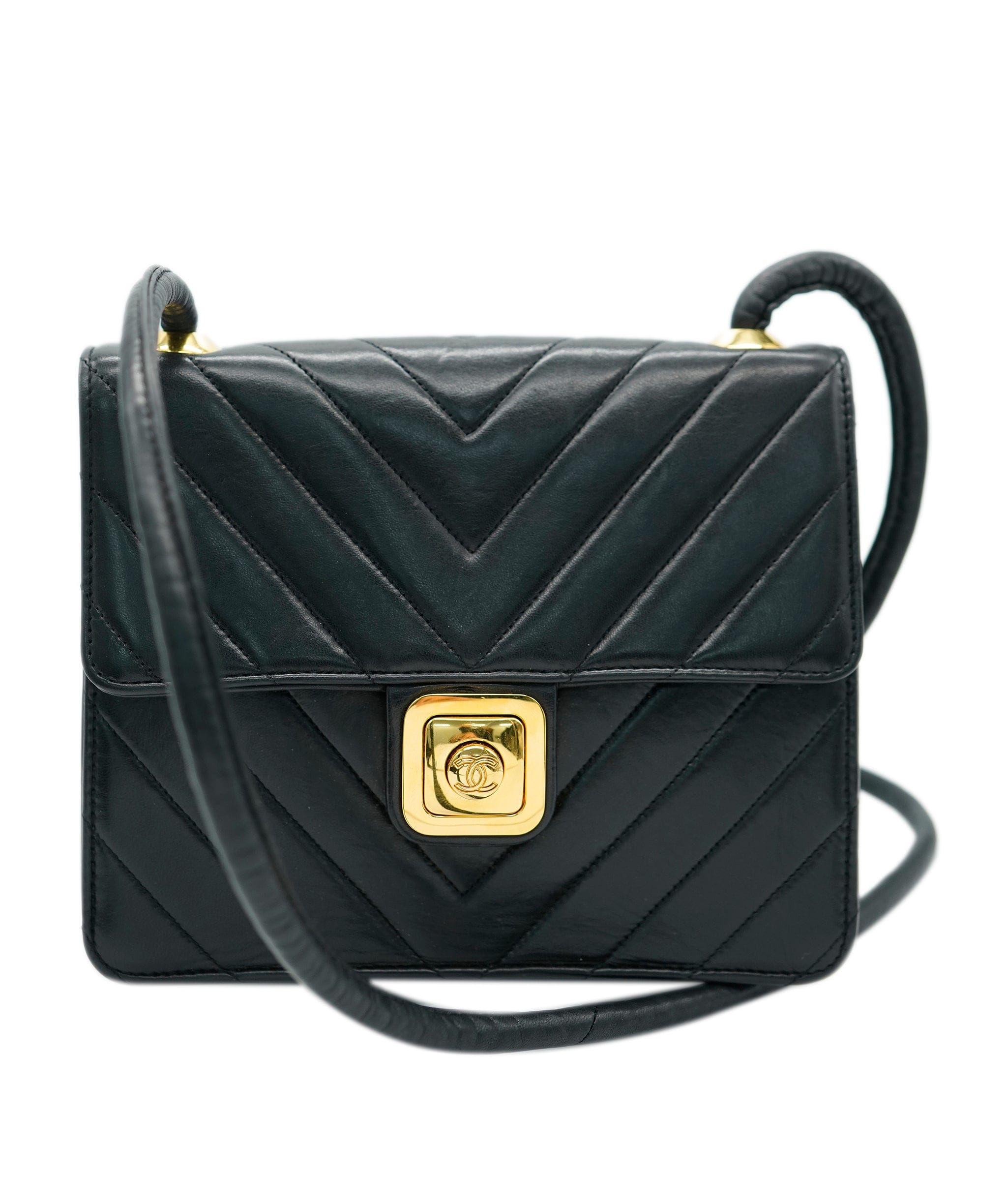 Chanel Chanel Black Vintage Square Chevron Crossbody  ALC1543